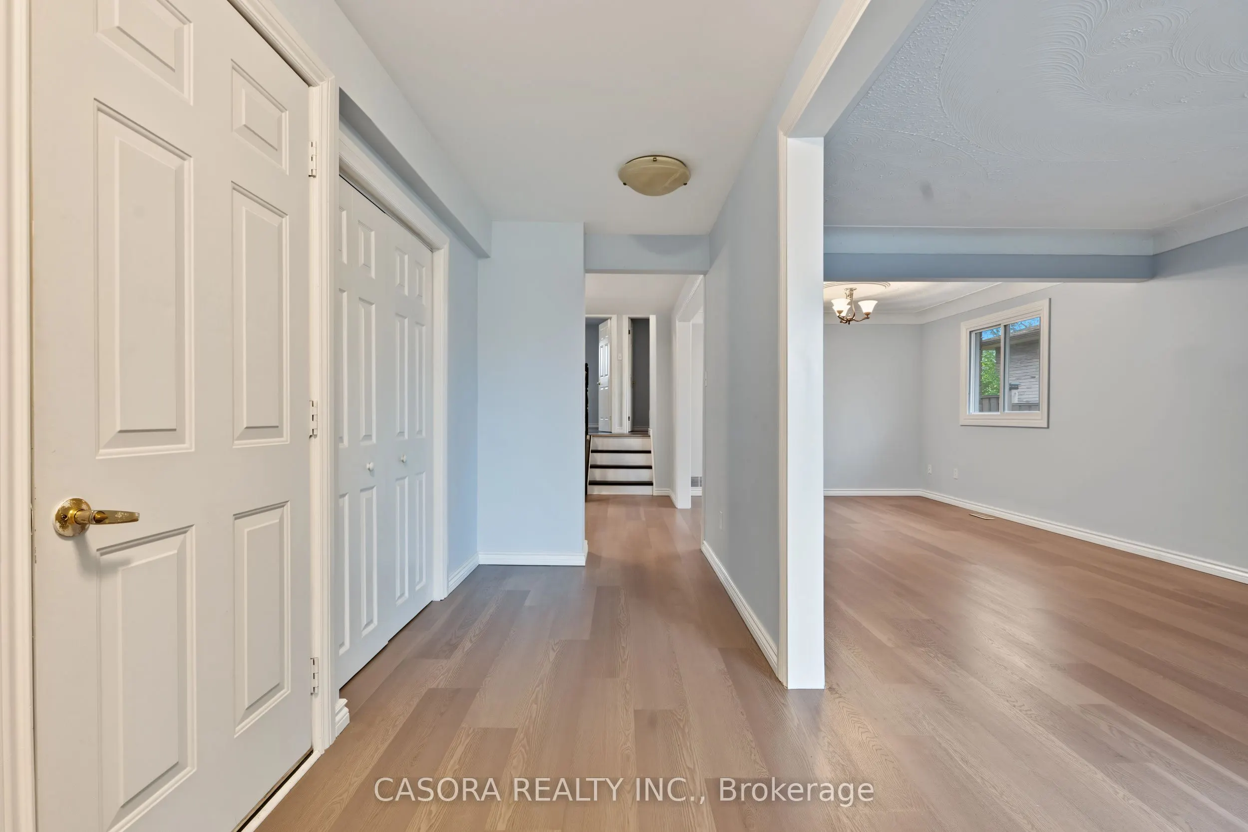 8 Valanna Court