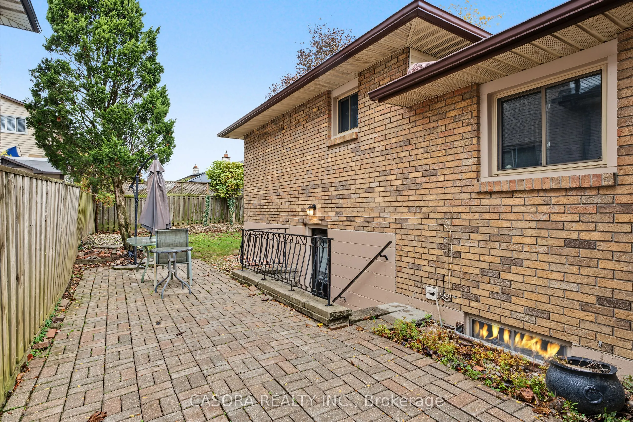 8 Valanna Court