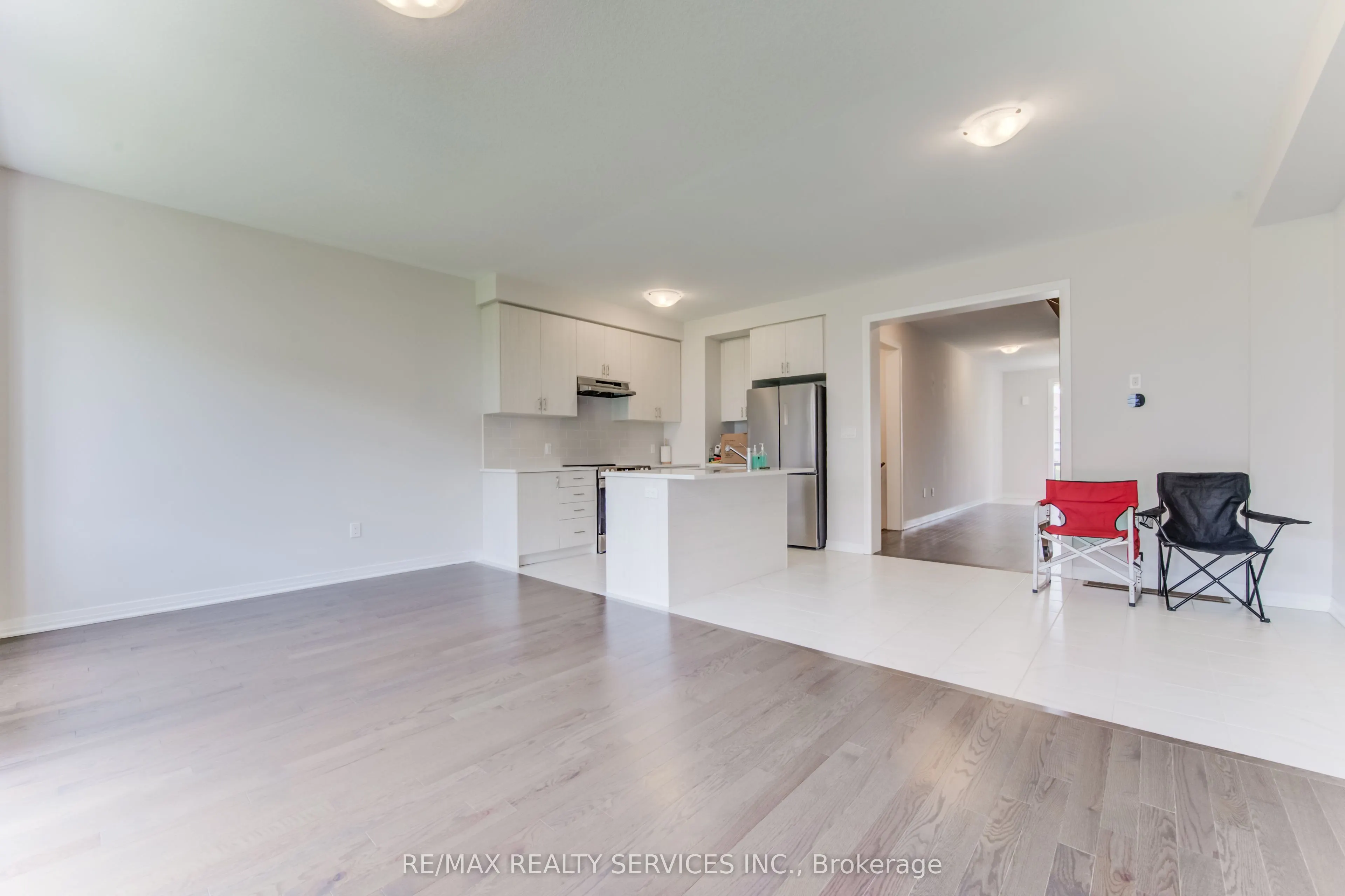 73 Prince Phillip Boulevard