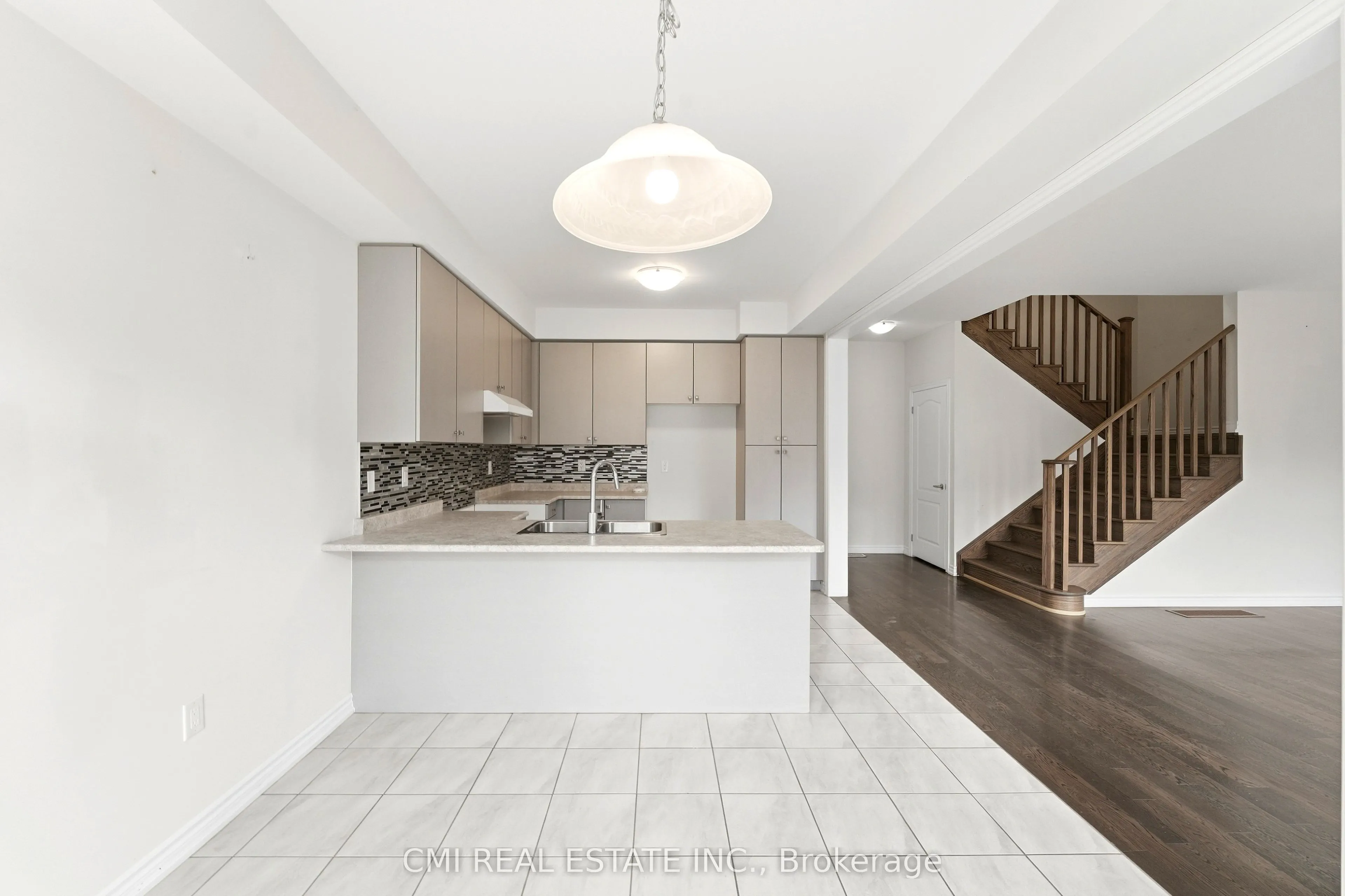 65 Lillian Way