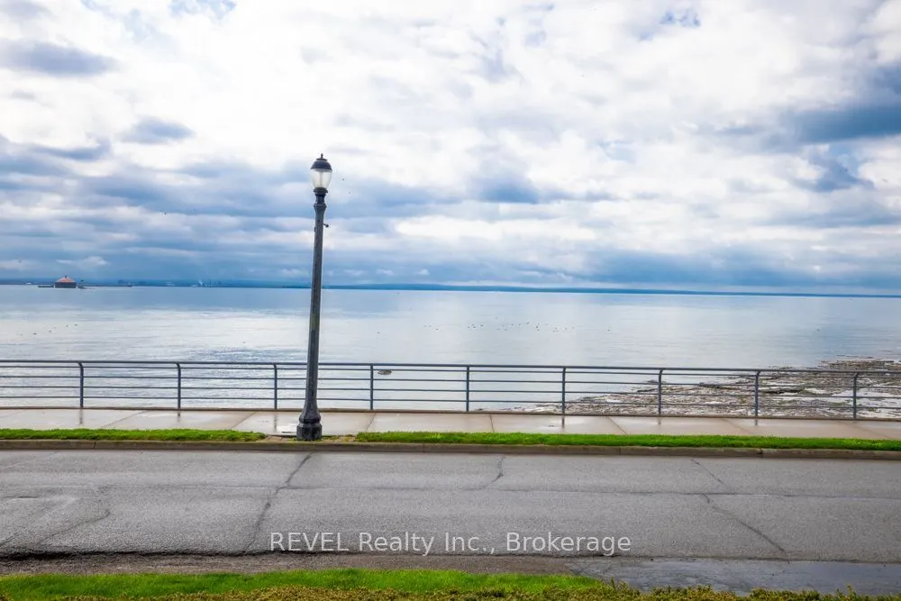 550 Lakeshore Road