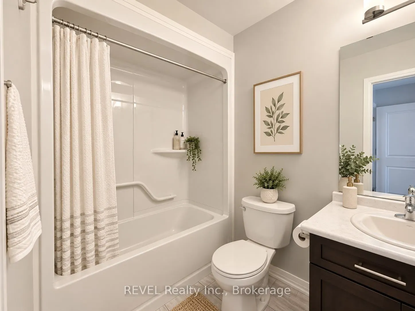 4552 Portage Road #71 #UPPER