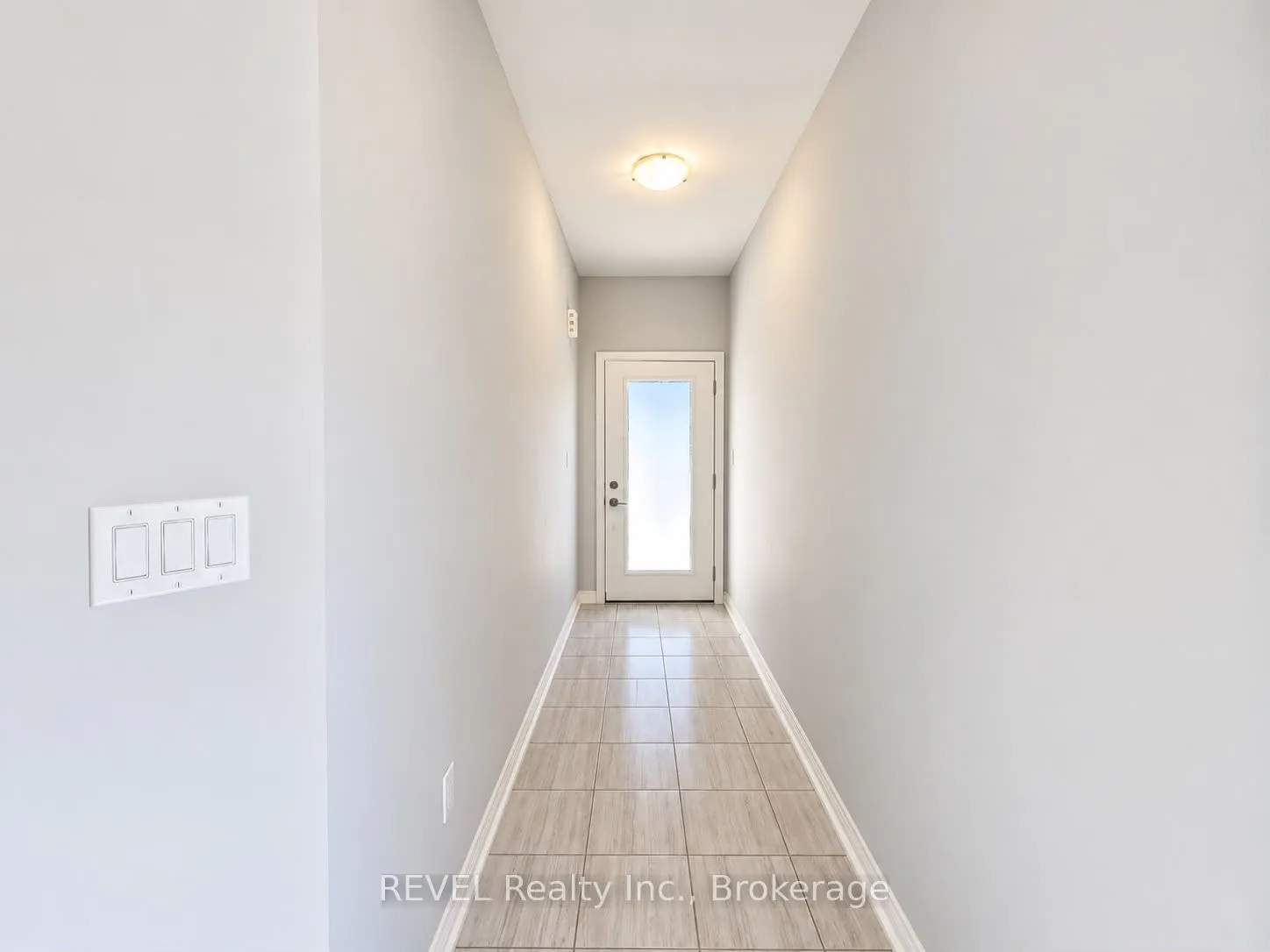 4552 Portage Road #71 #UPPER
