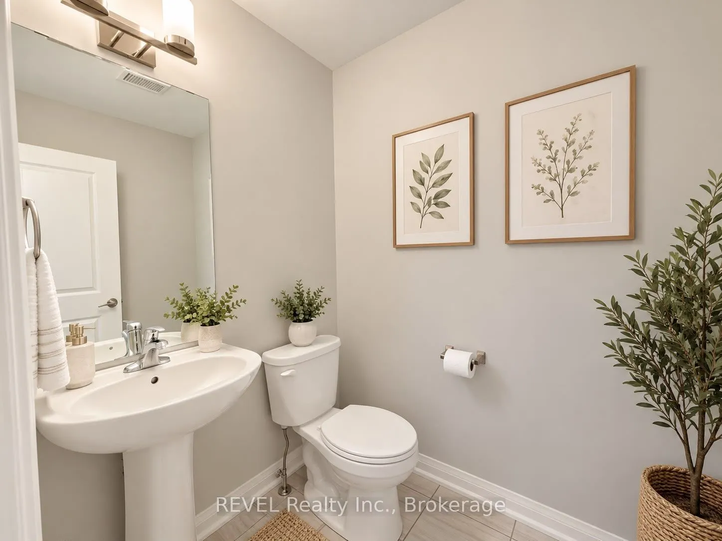 4552 Portage Road #71 #UPPER