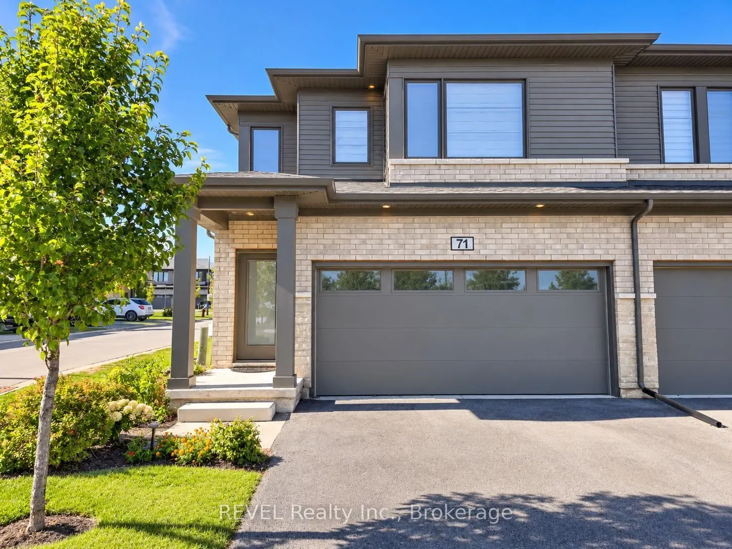 4552 Portage Road #71 #UPPER