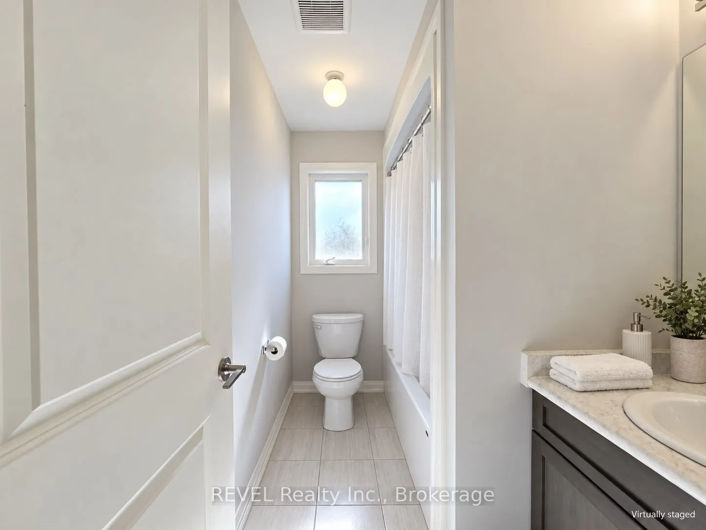 4552 Portage Road #71 #UPPER