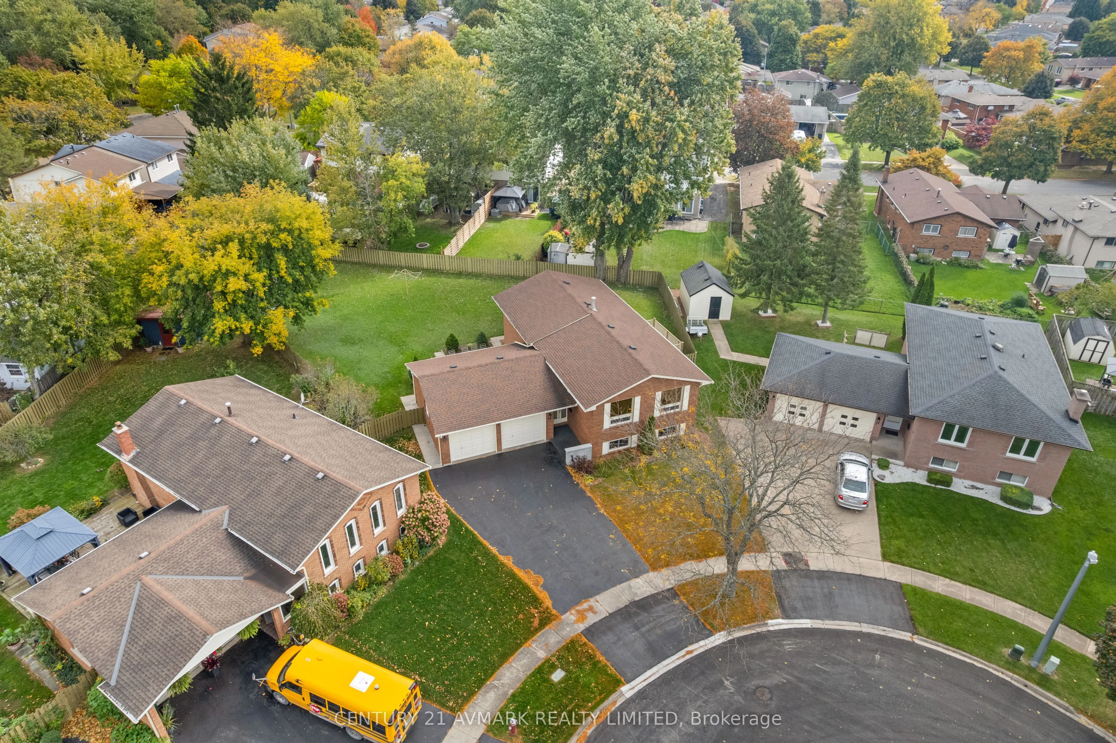 24 Huntington Circle