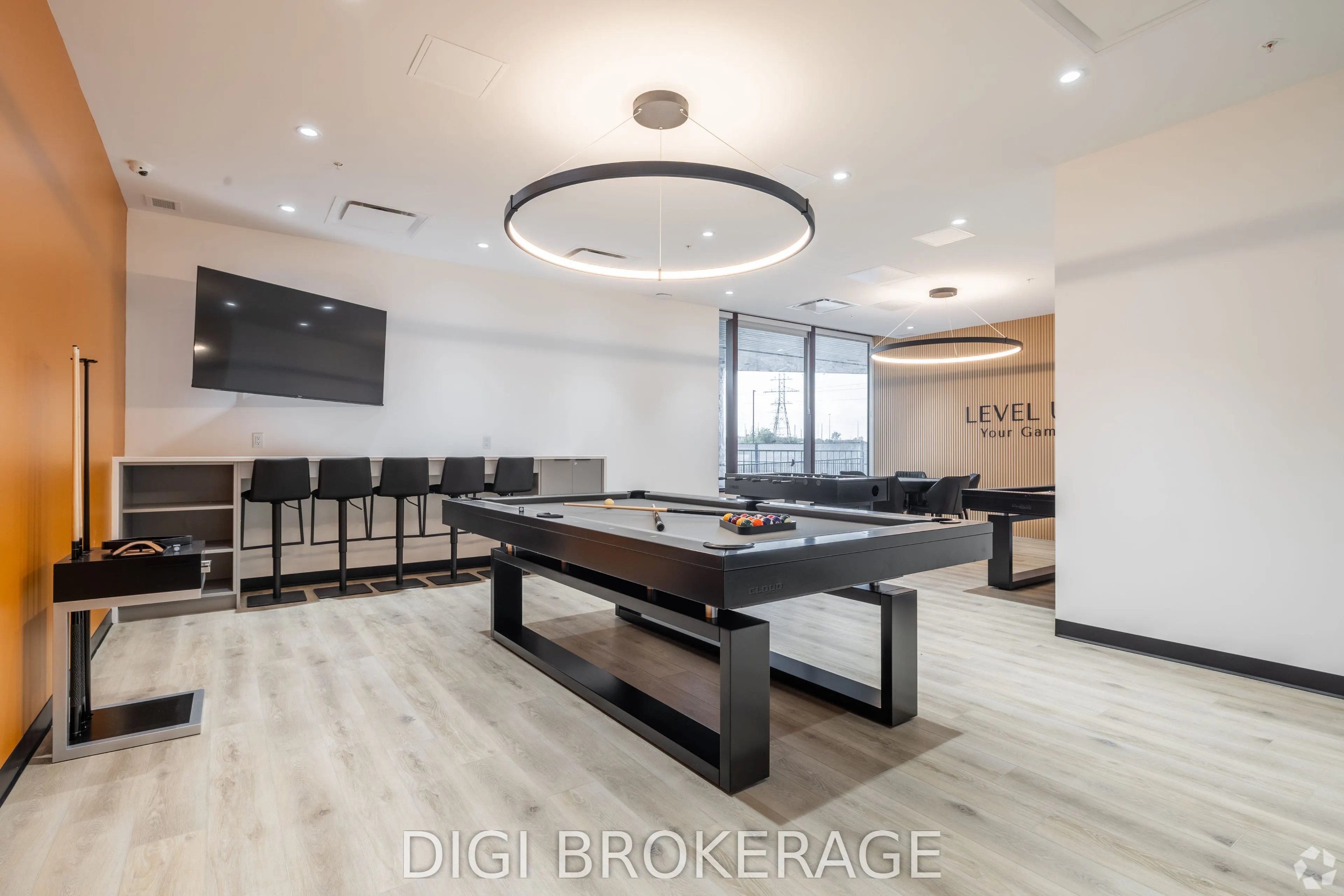 1600 James Naismith Drive #520