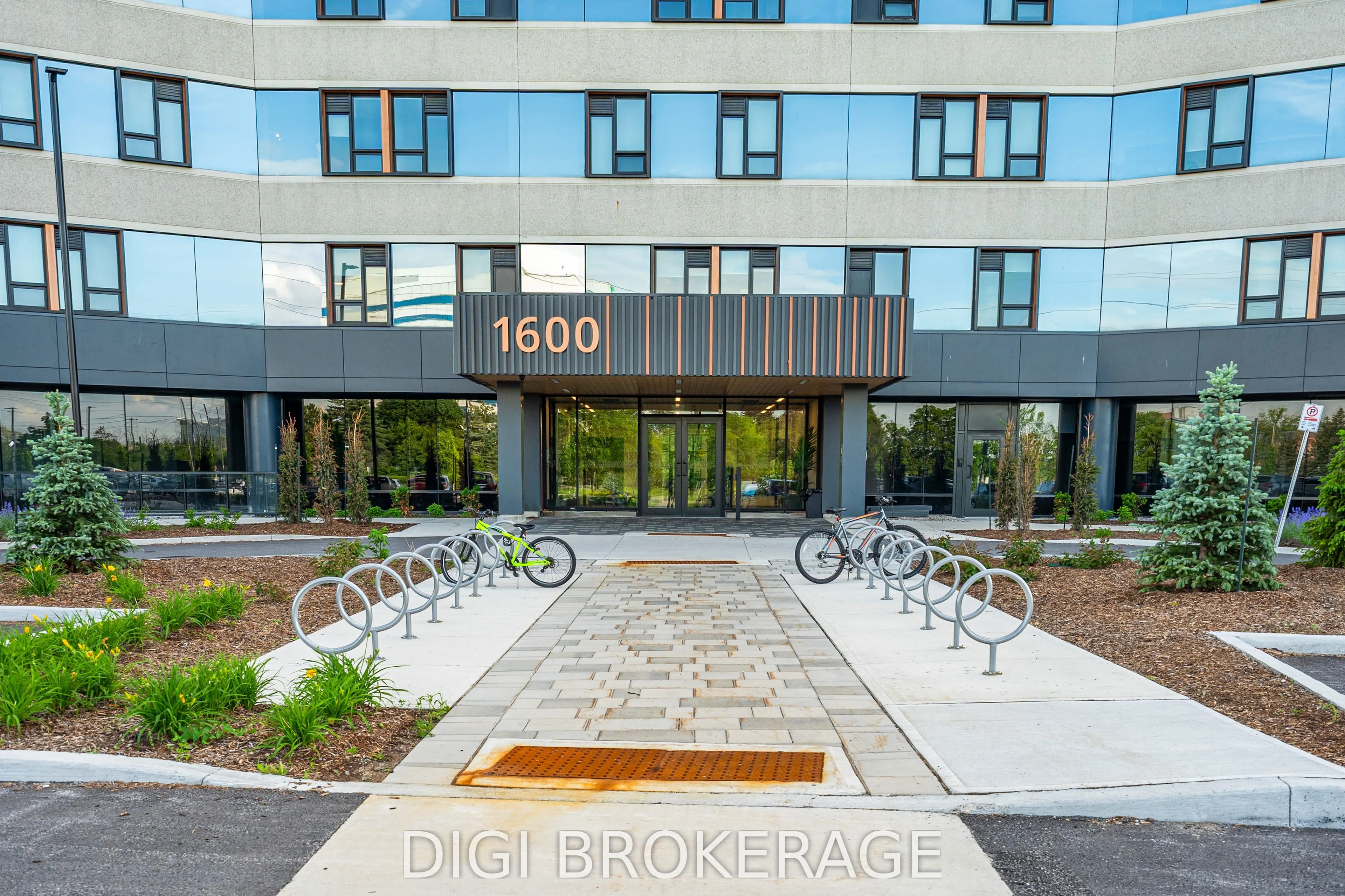 1600 James Naismith Drive #520