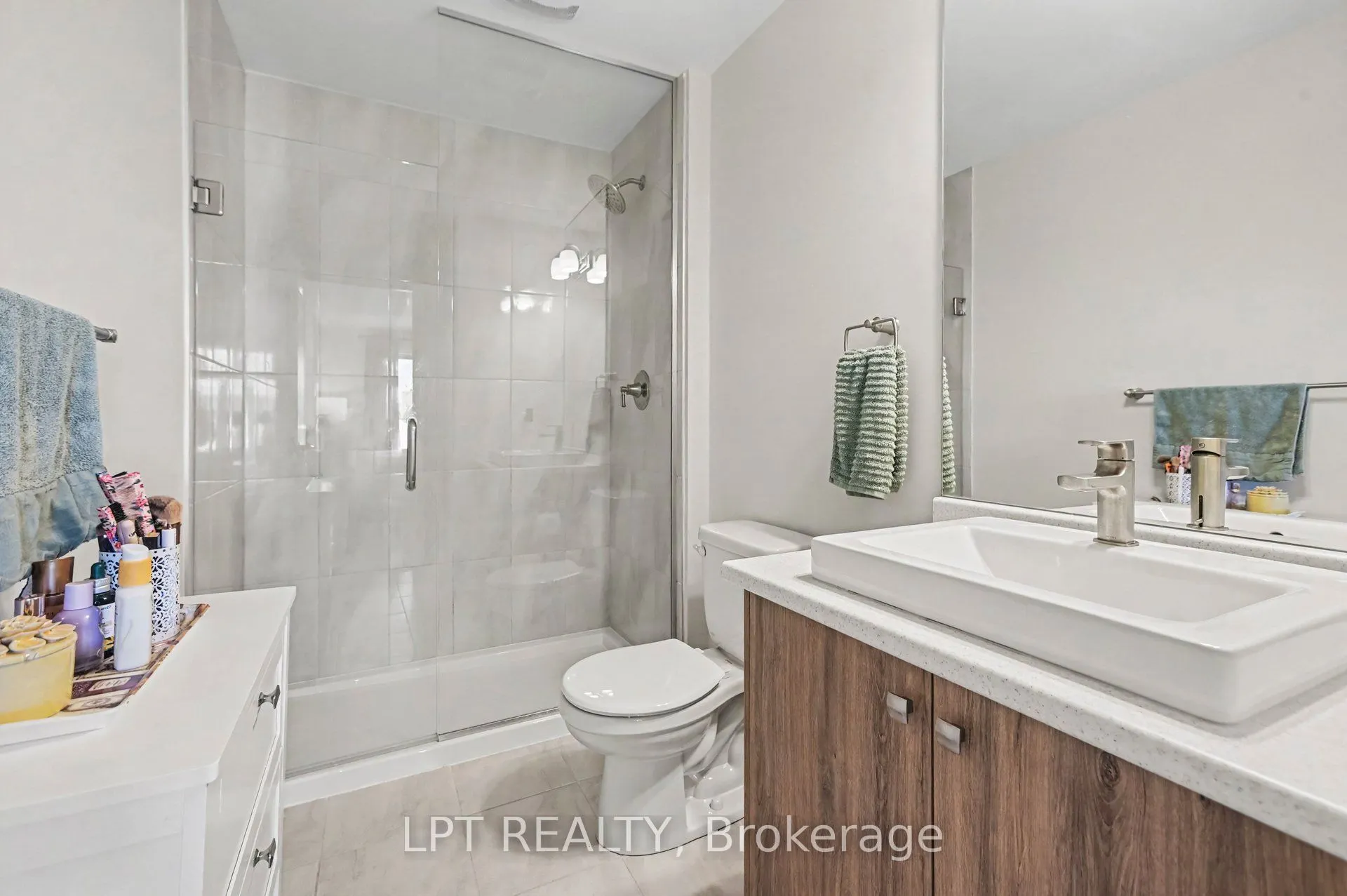 812 Kinstead Private