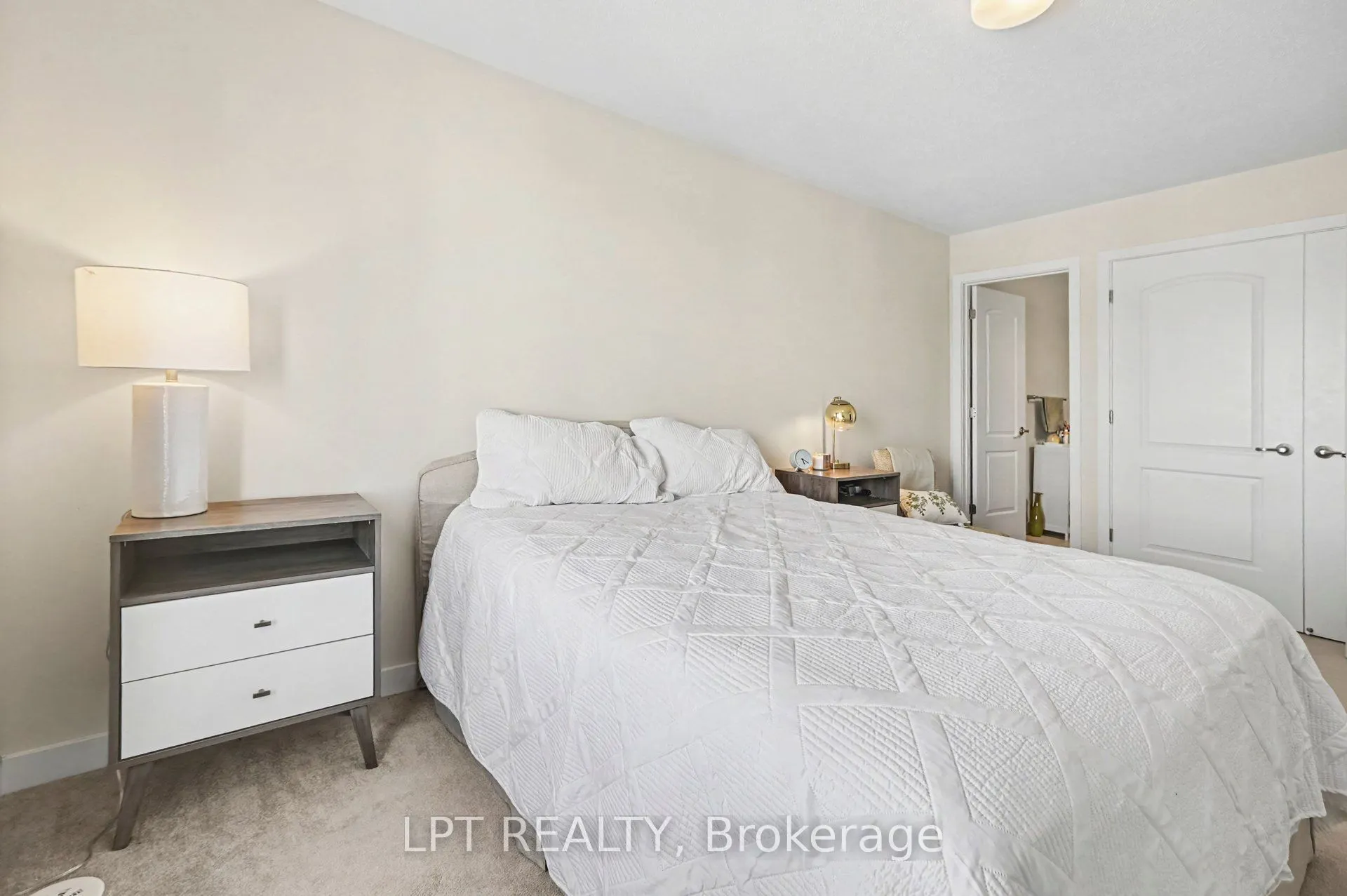 812 Kinstead Private