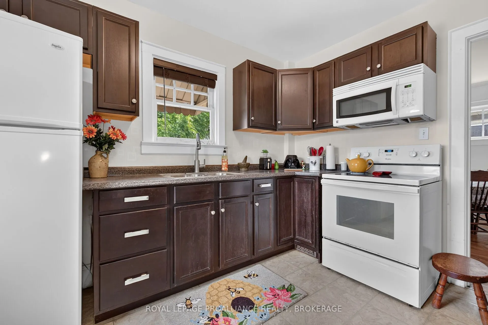 27 Drayton Avenue