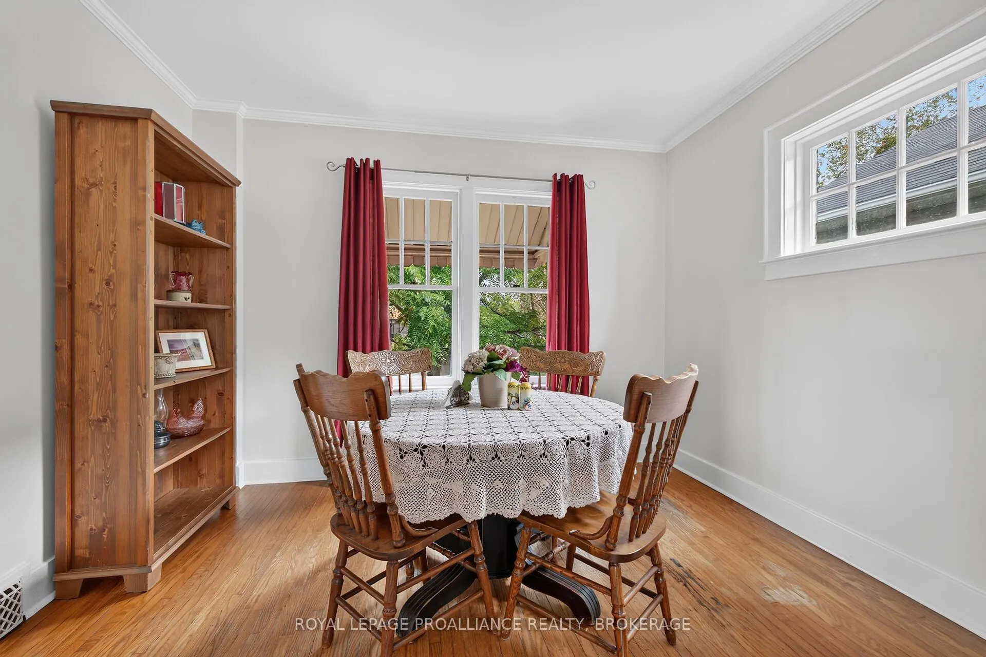 27 Drayton Avenue