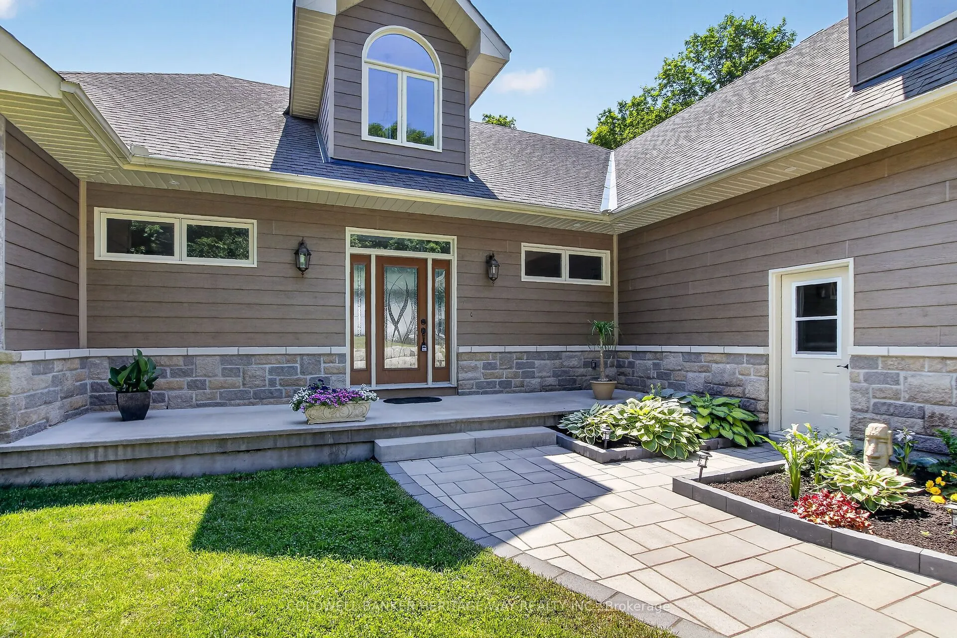 102 Heron Lane
