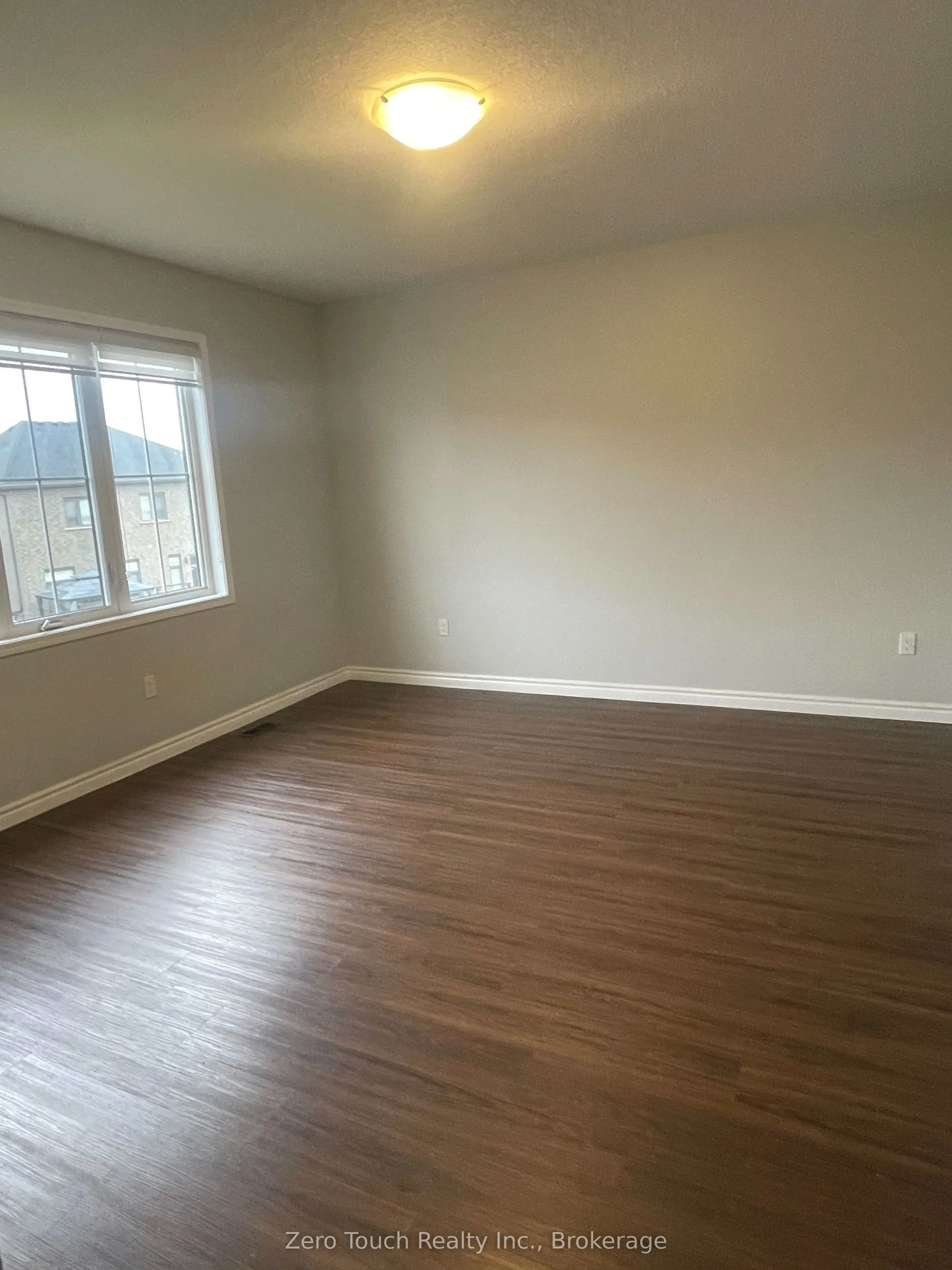 127 Watermill Street W