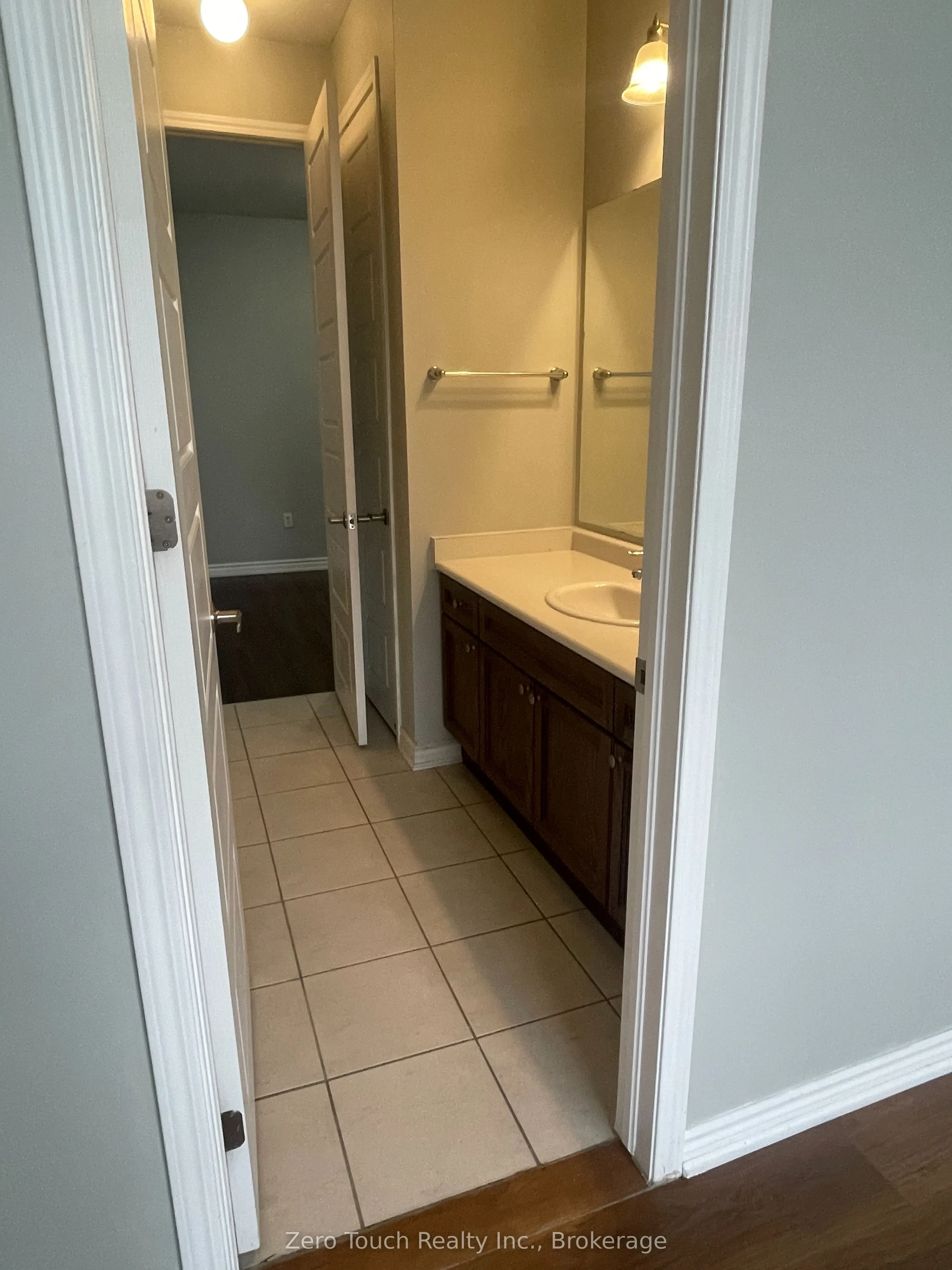 127 Watermill Street W