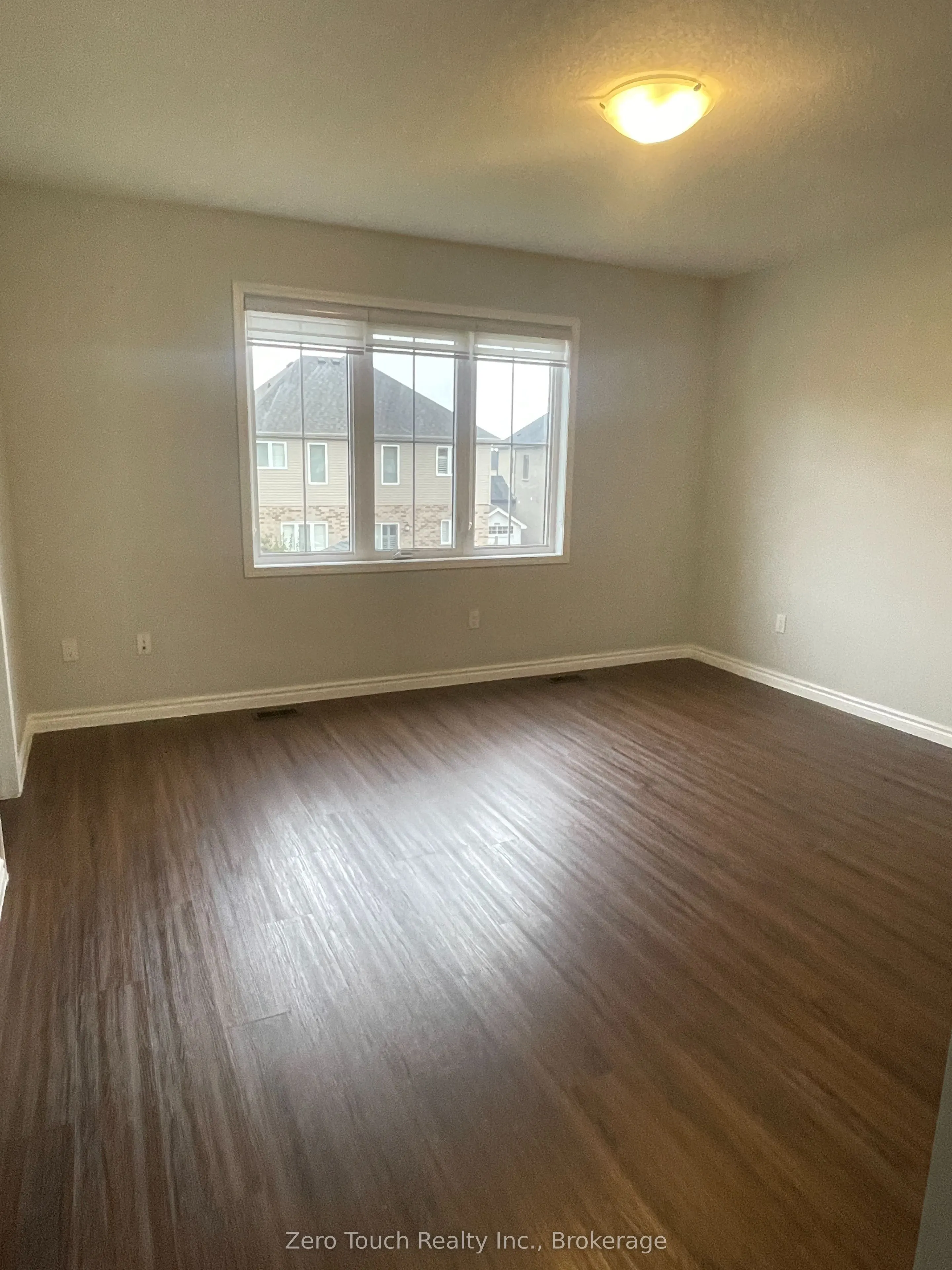 127 Watermill Street W