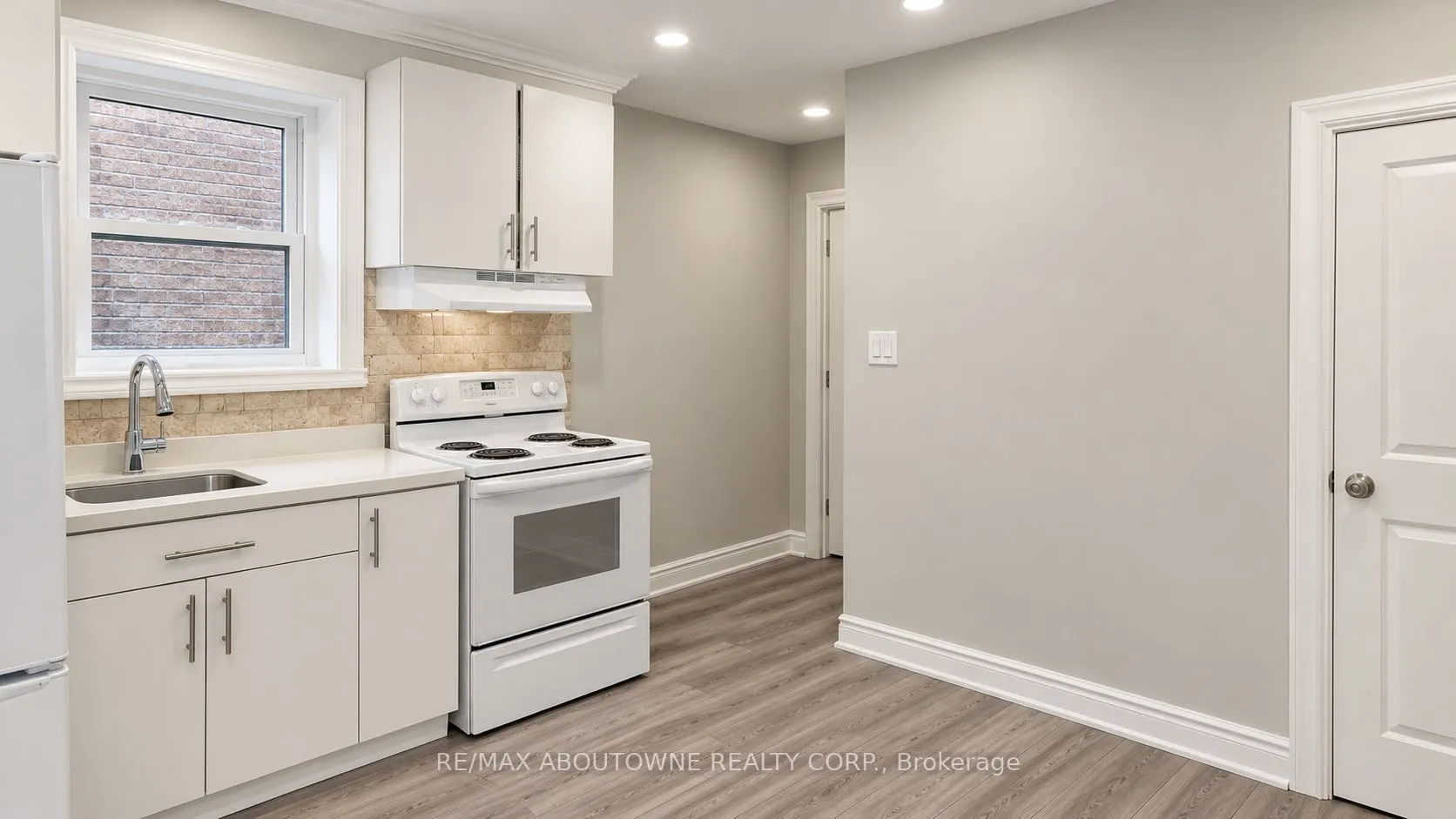 213 Bowman Street #3