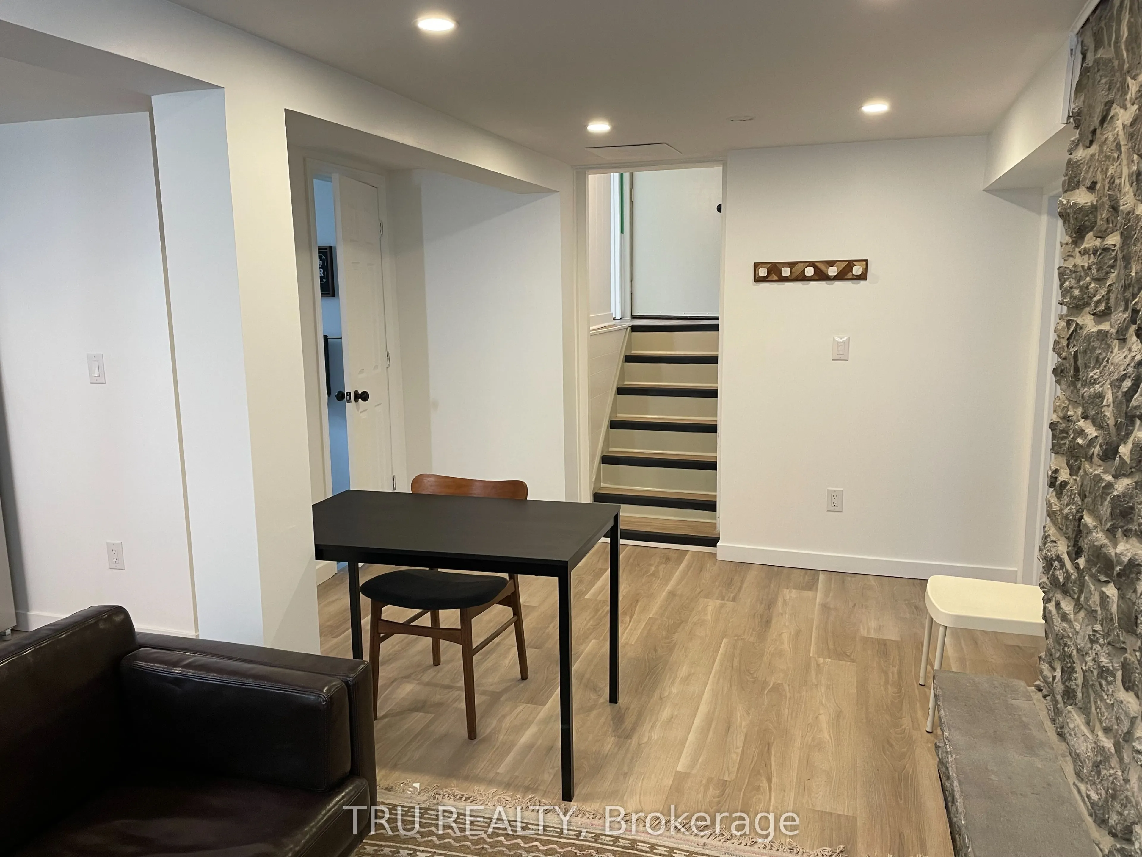 2443 Sudbury Avenue #B