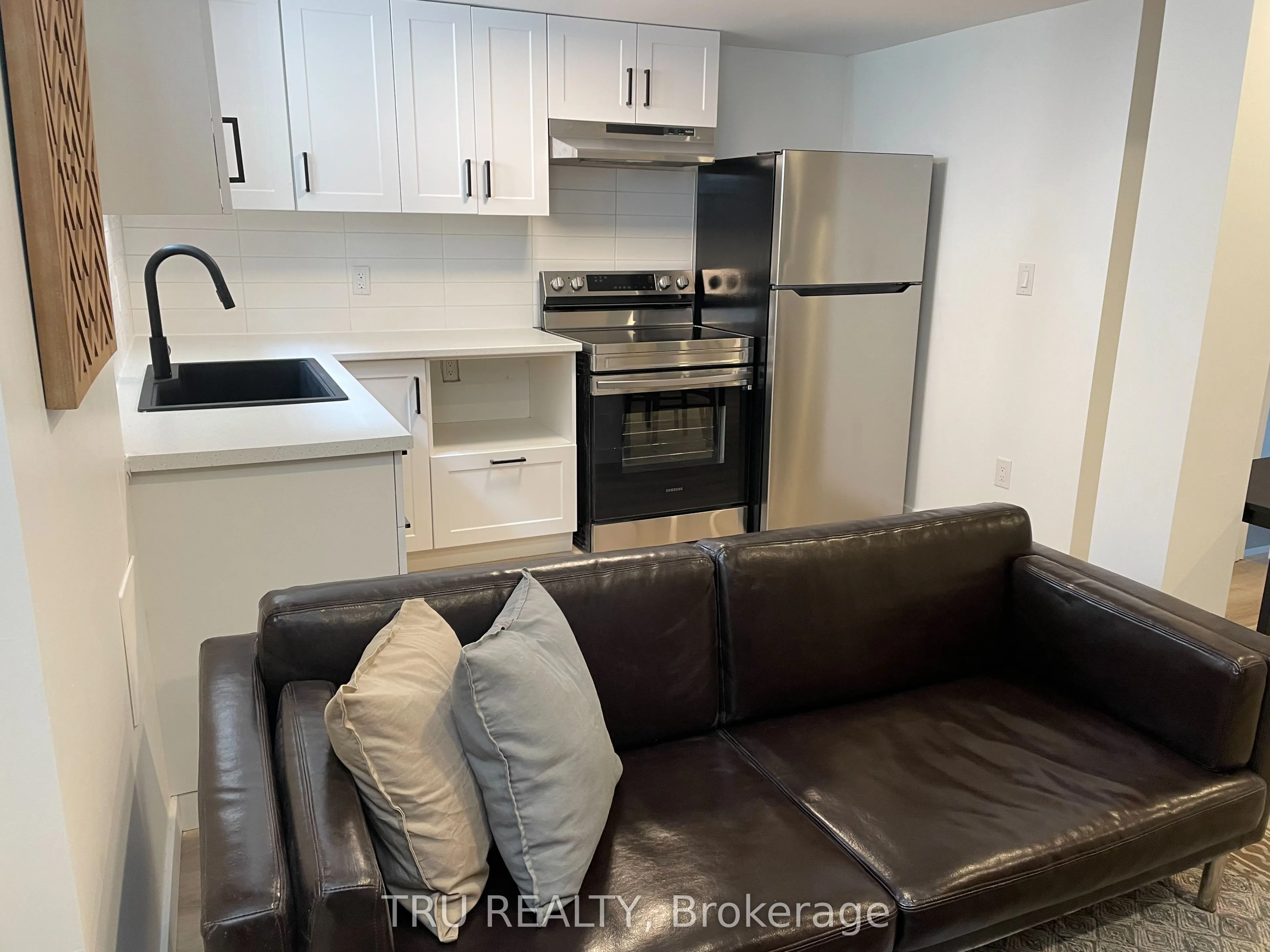 2443 Sudbury Avenue #B