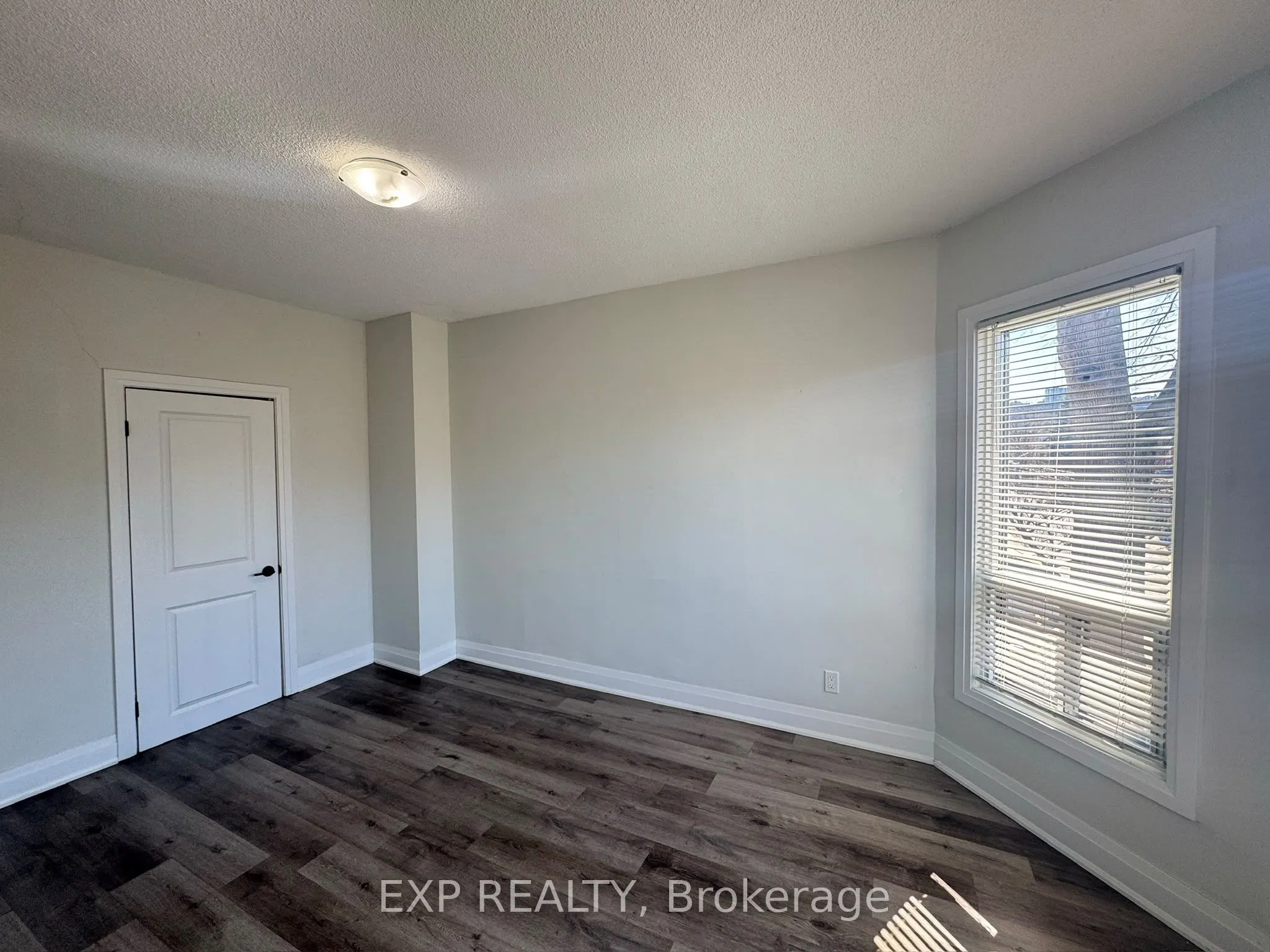 58 Arthur Avenue N