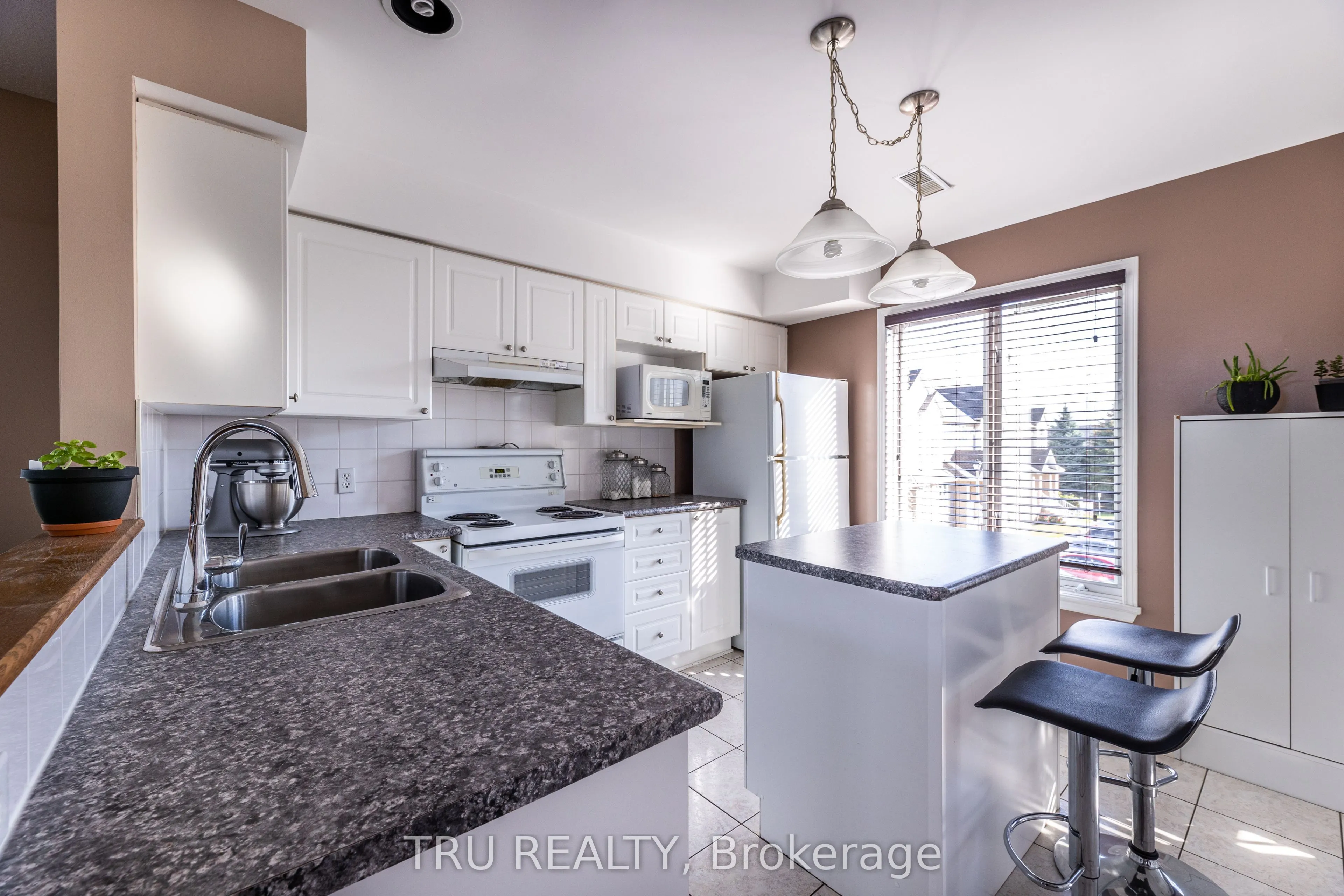 1707 Blohm Drive #1707