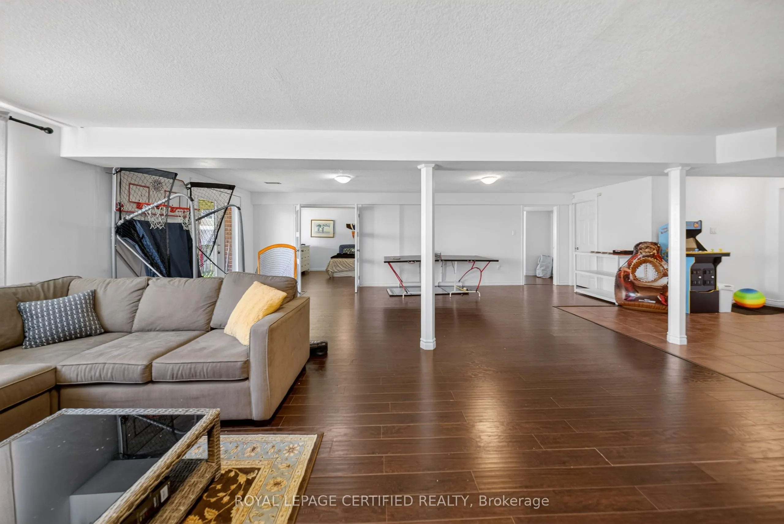 91 Candlewood Drive