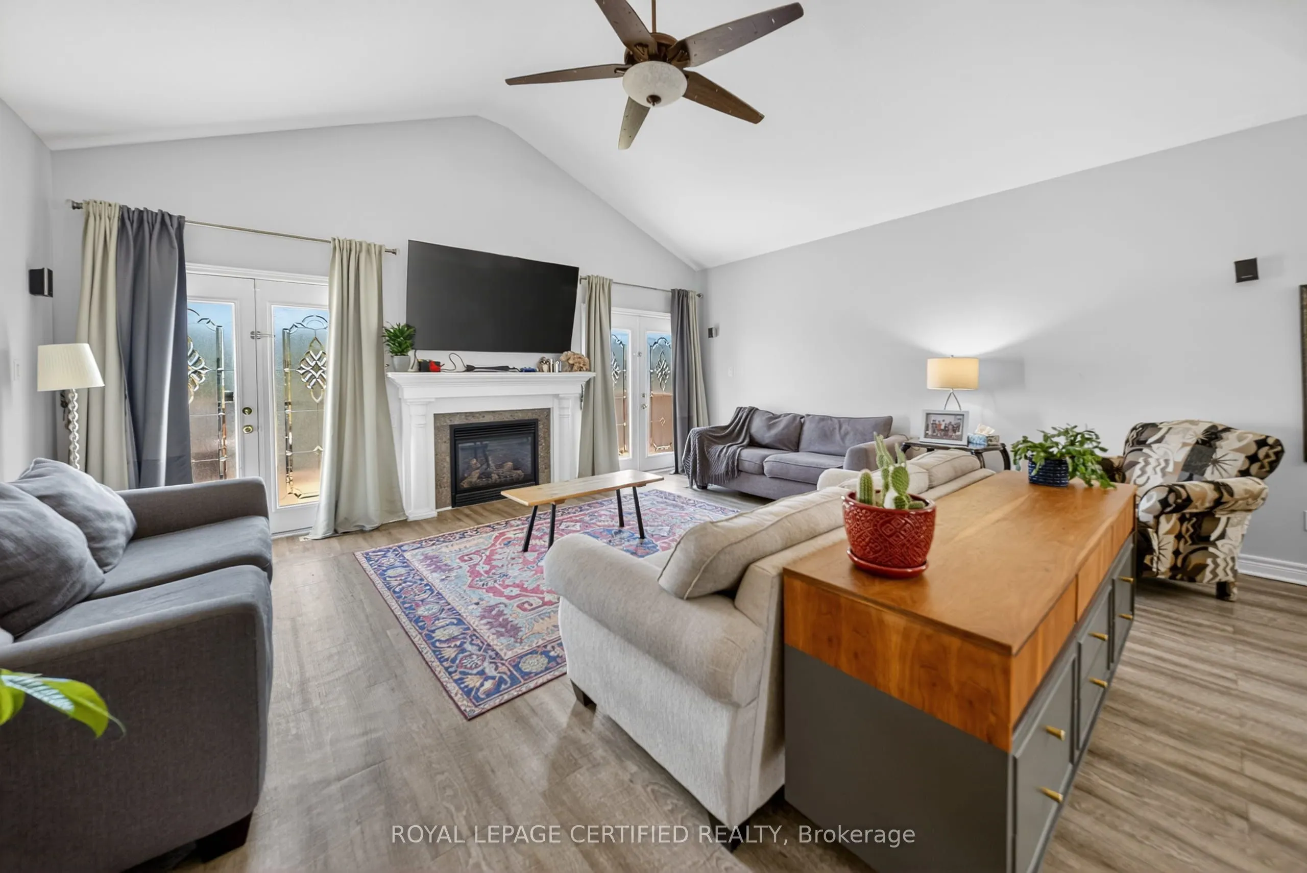 91 Candlewood Drive
