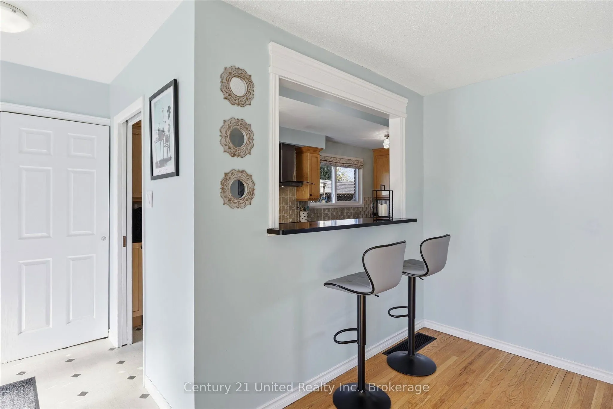 898 Sydenham Road