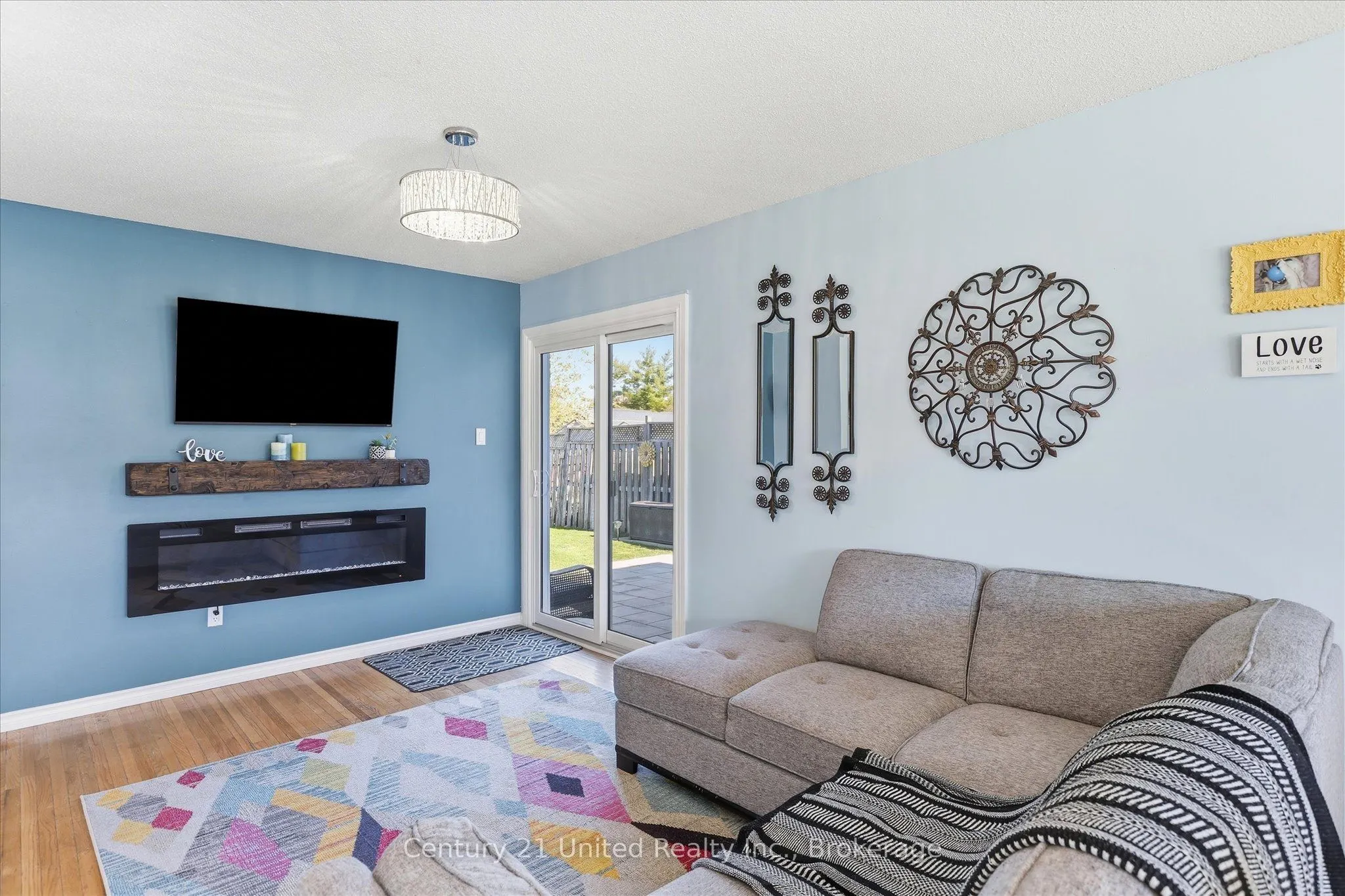 898 Sydenham Road