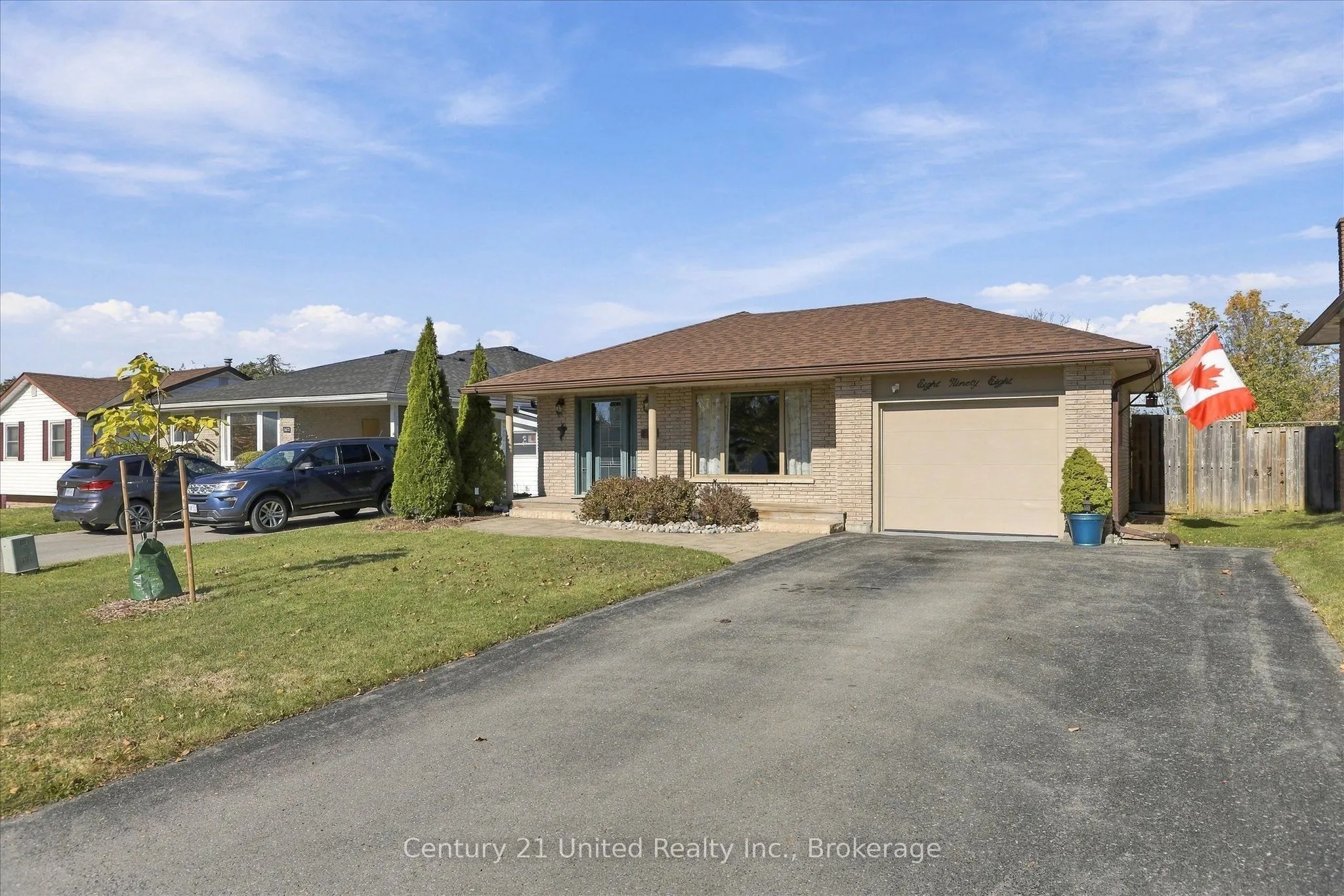 898 Sydenham Road