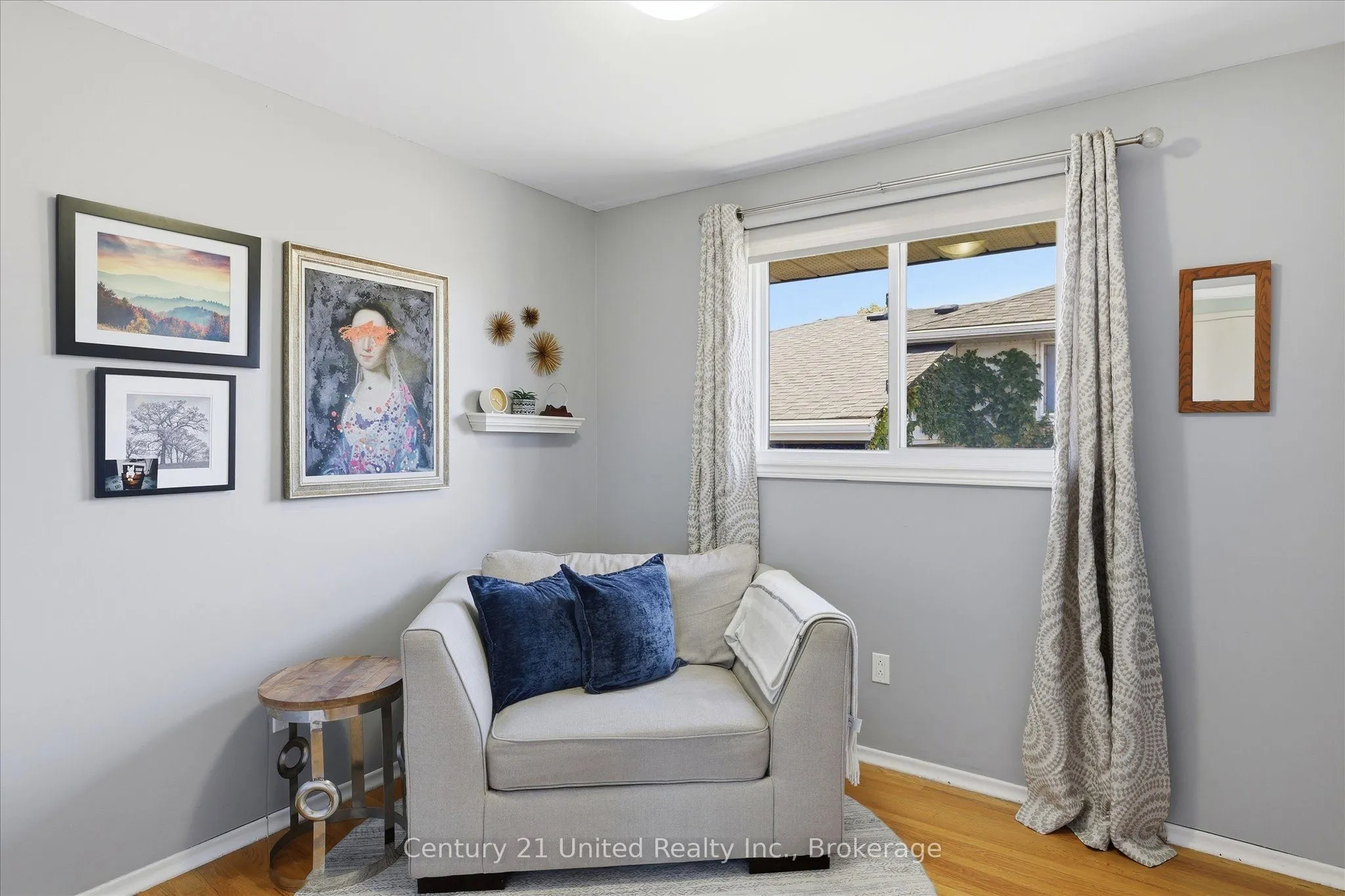 898 Sydenham Road