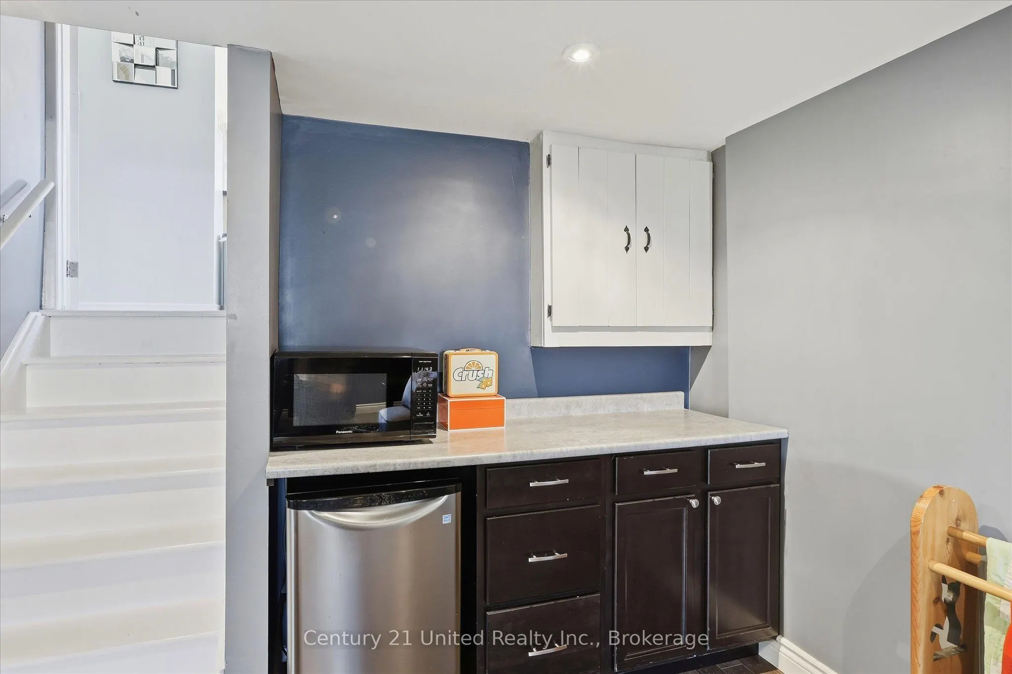 898 Sydenham Road