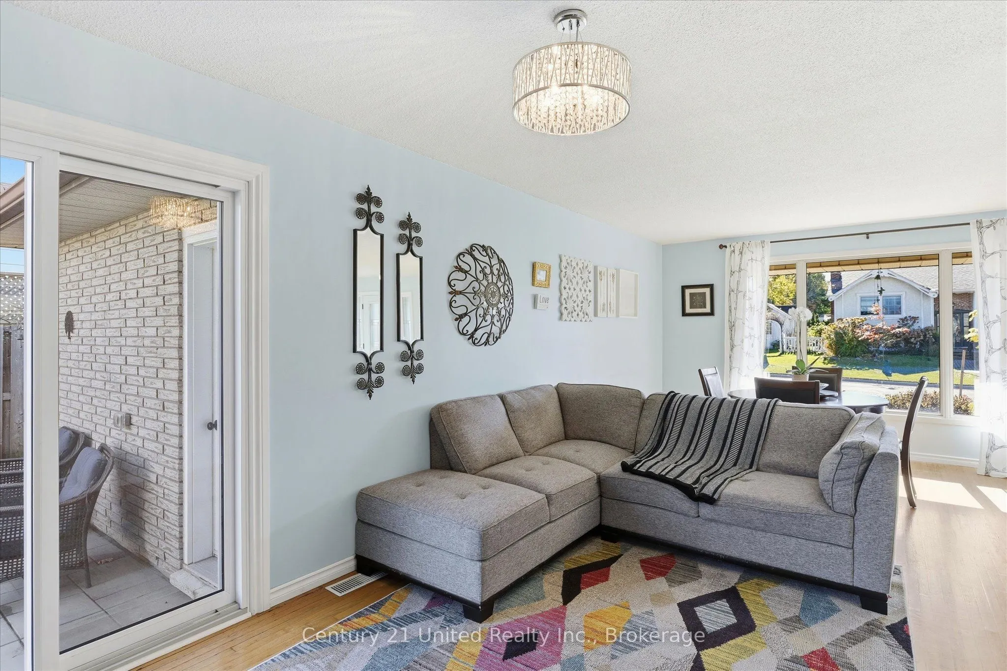 898 Sydenham Road