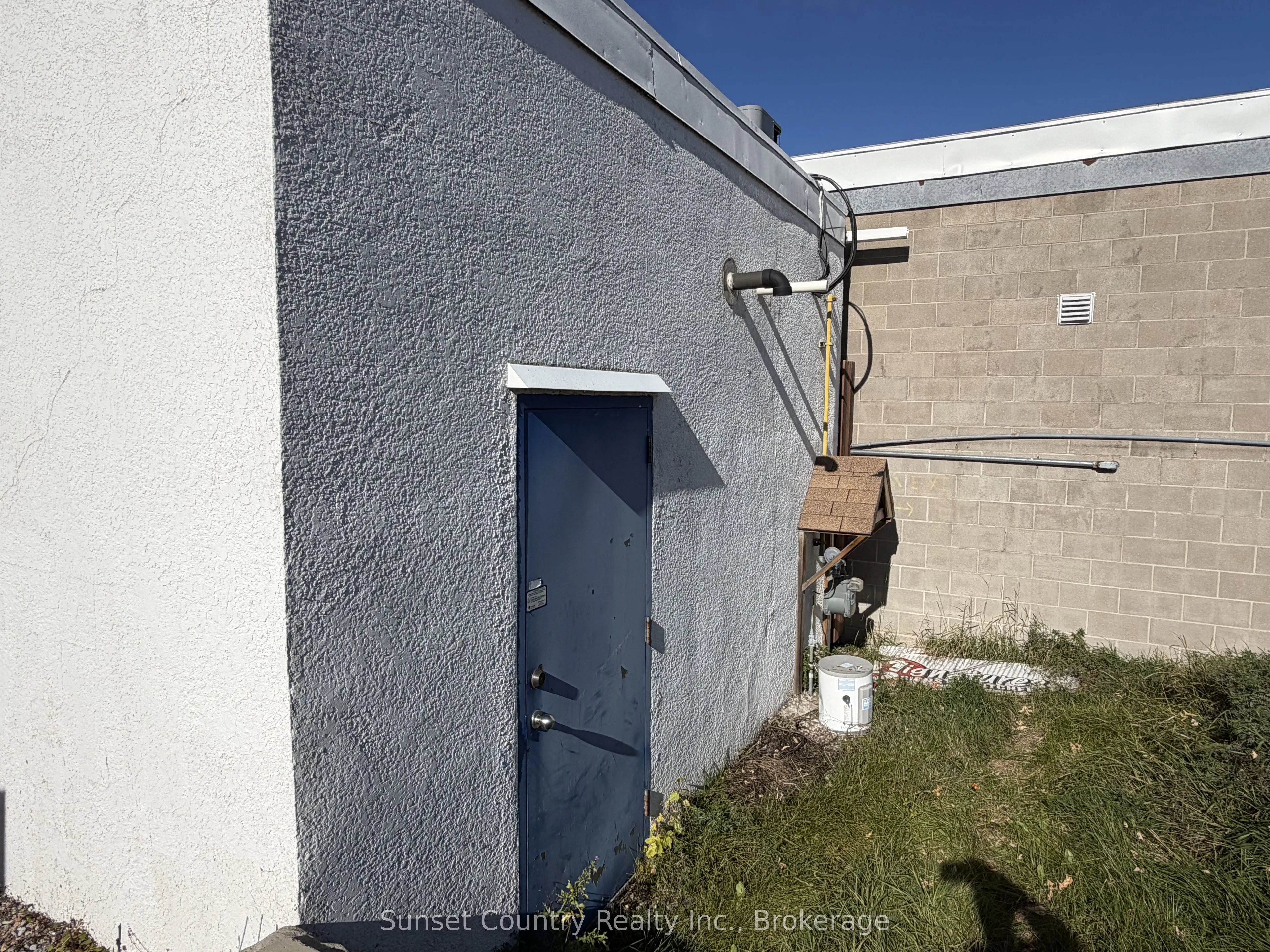 51 Whyte Avenue