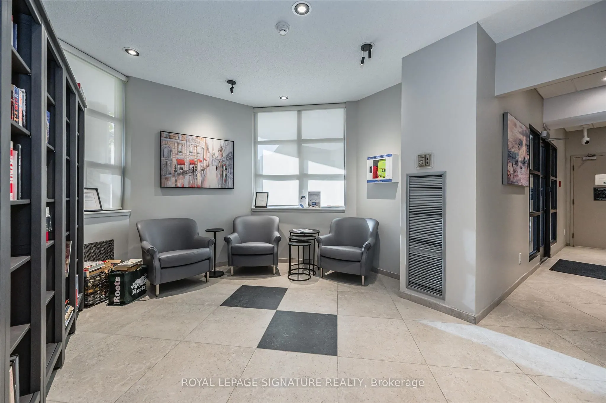 150 Queen Street S #401