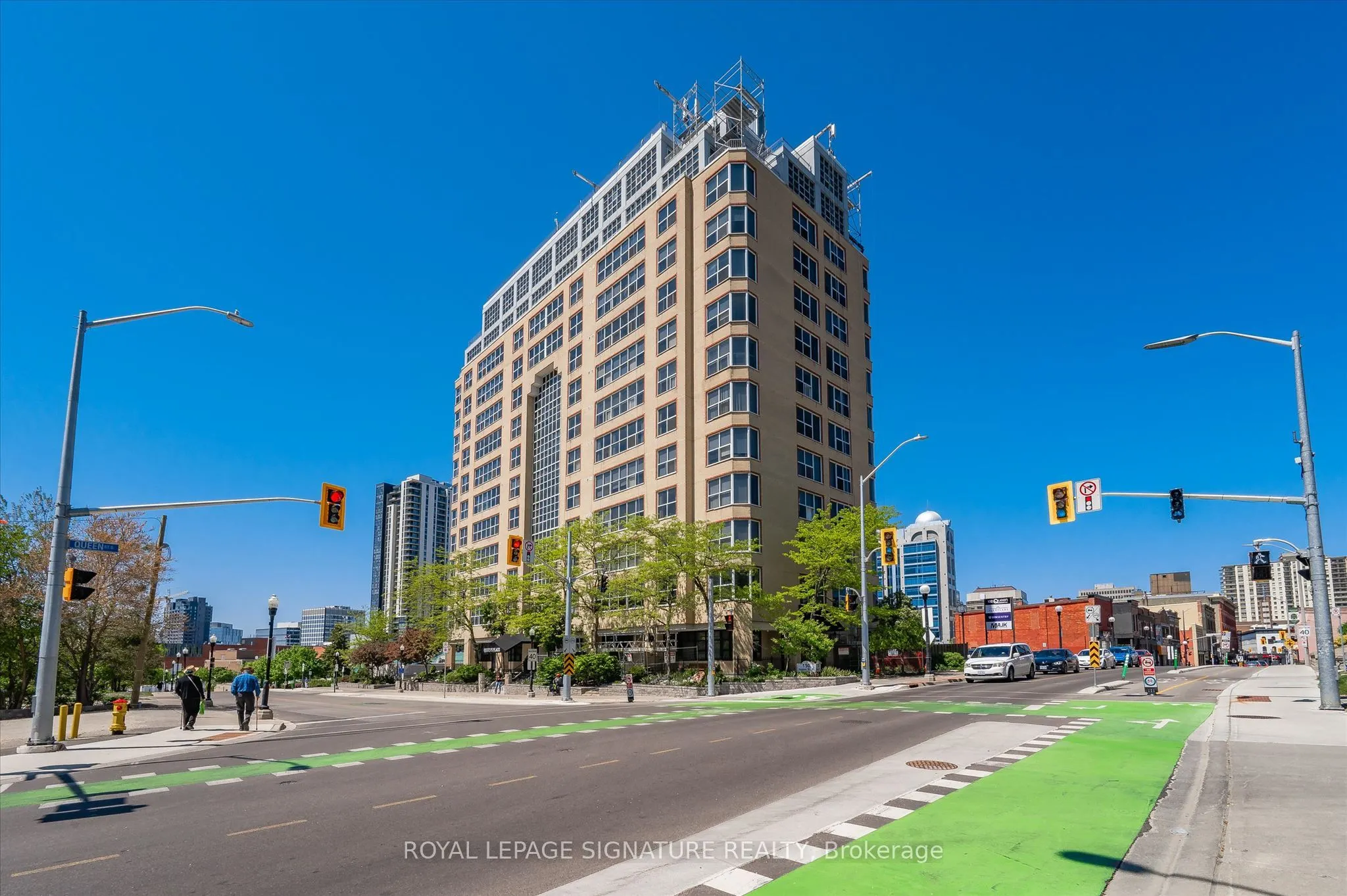 150 Queen Street S #401
