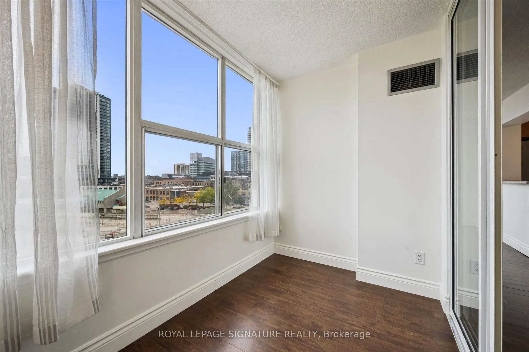 150 Queen Street S #401