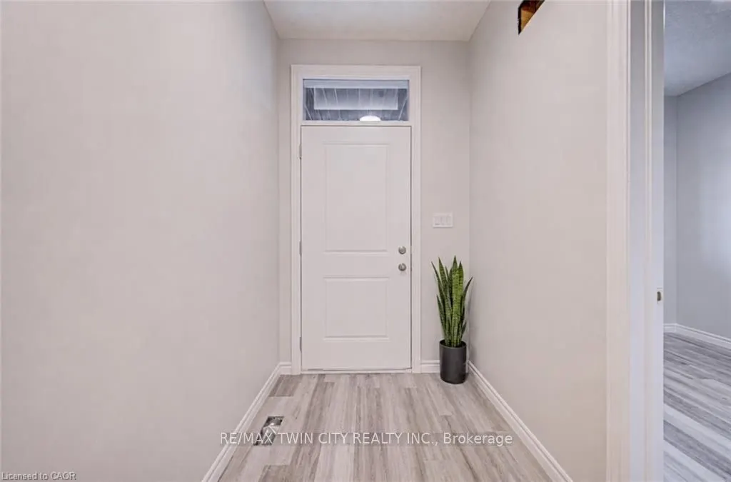 44 MAIN Street #19