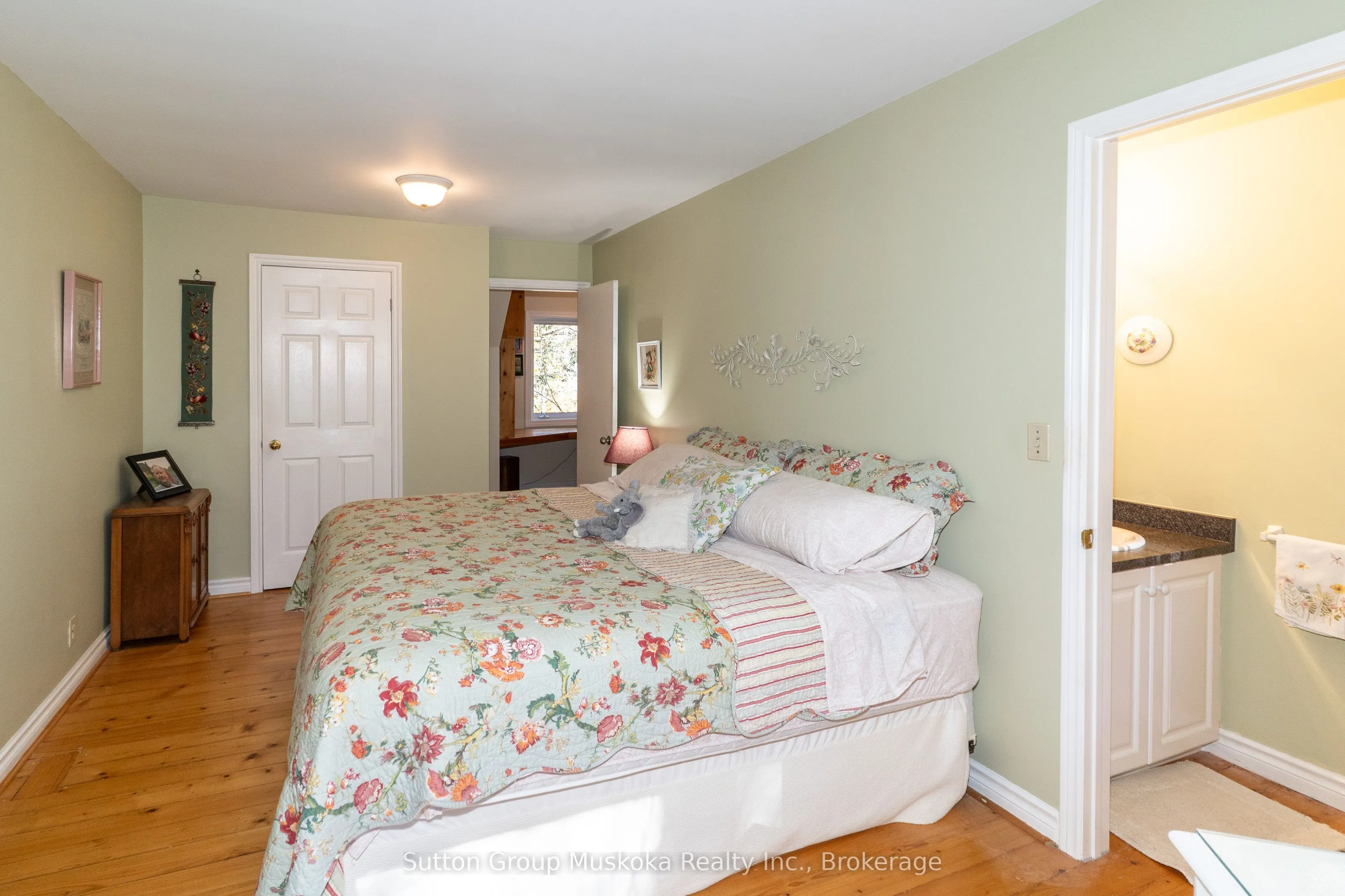 451 Muskoka Rd #10 Road