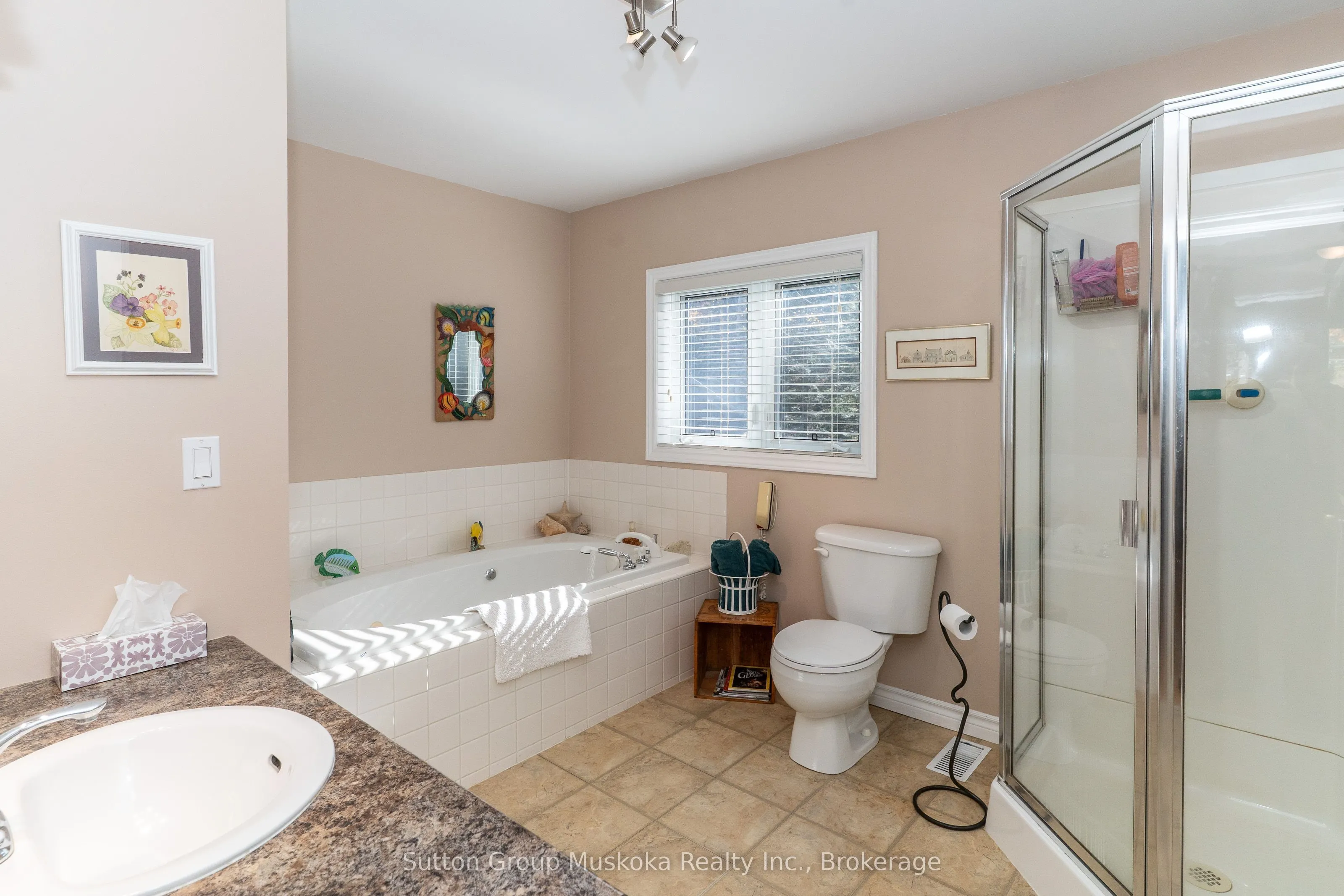451 Muskoka Rd #10 Road