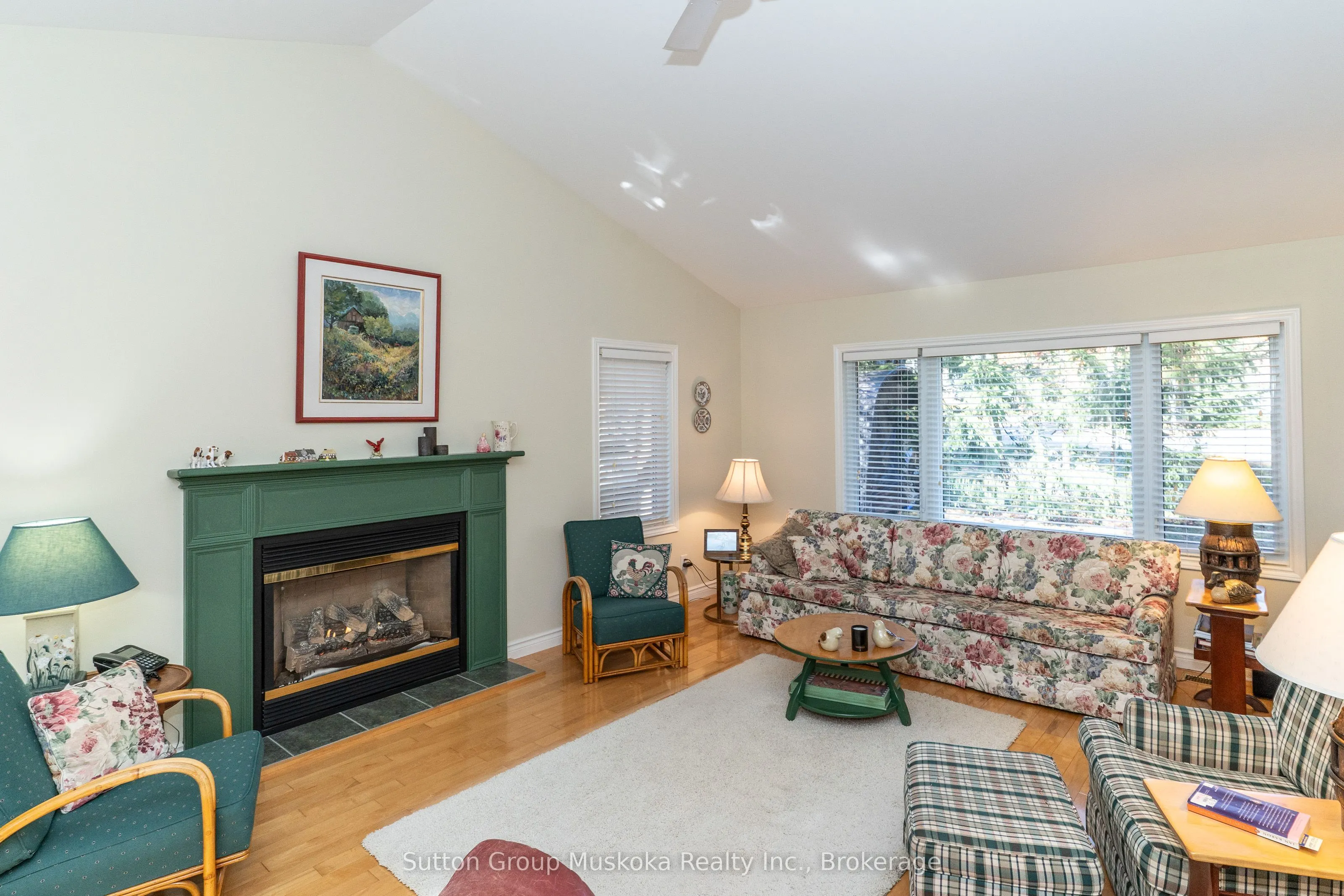 451 Muskoka Rd #10 Road