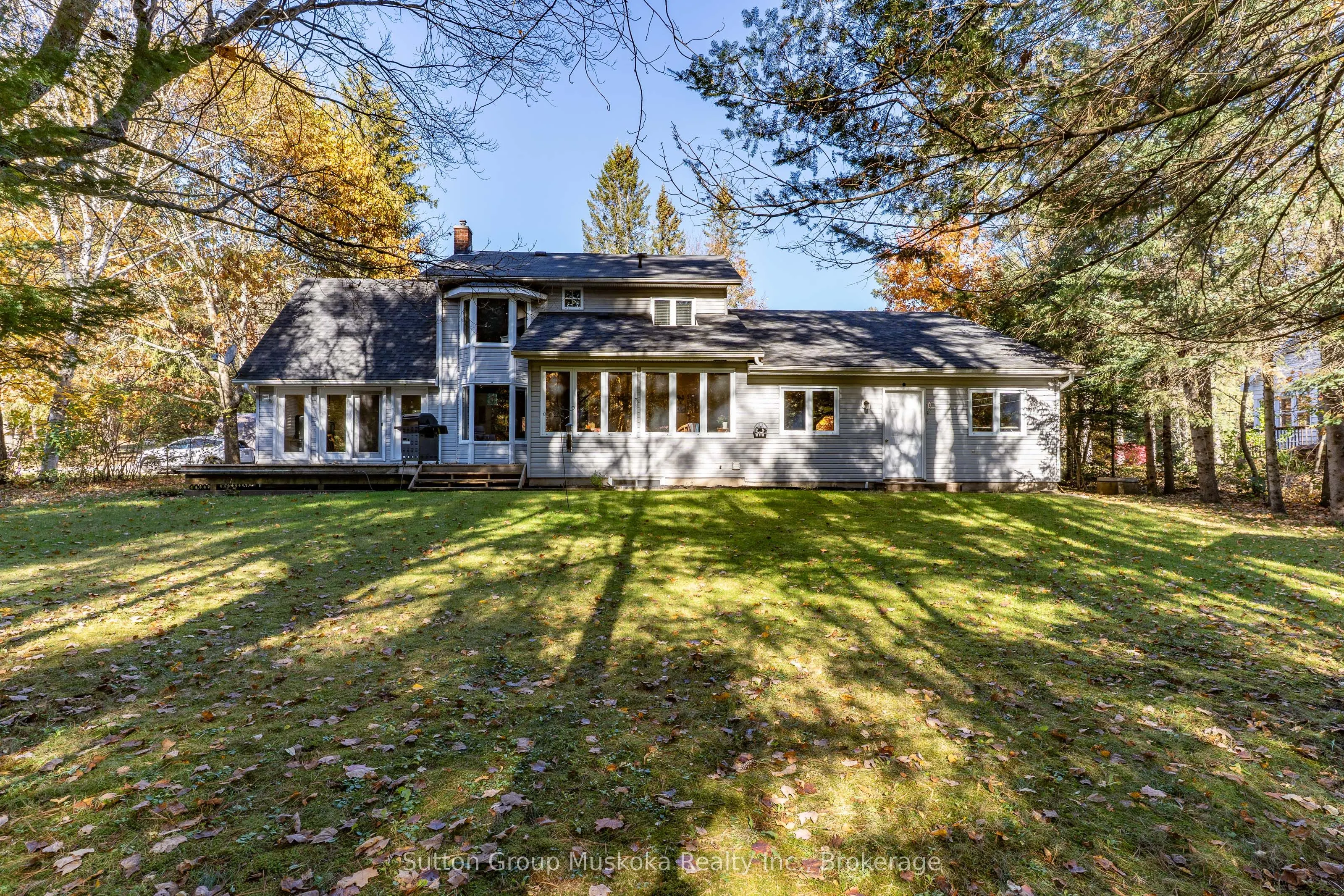 451 Muskoka Rd #10 Road