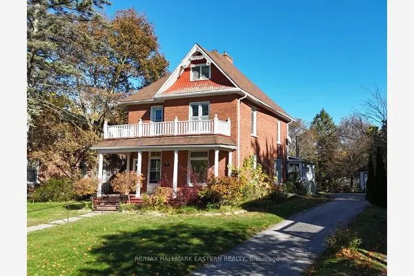49 Booth Street N