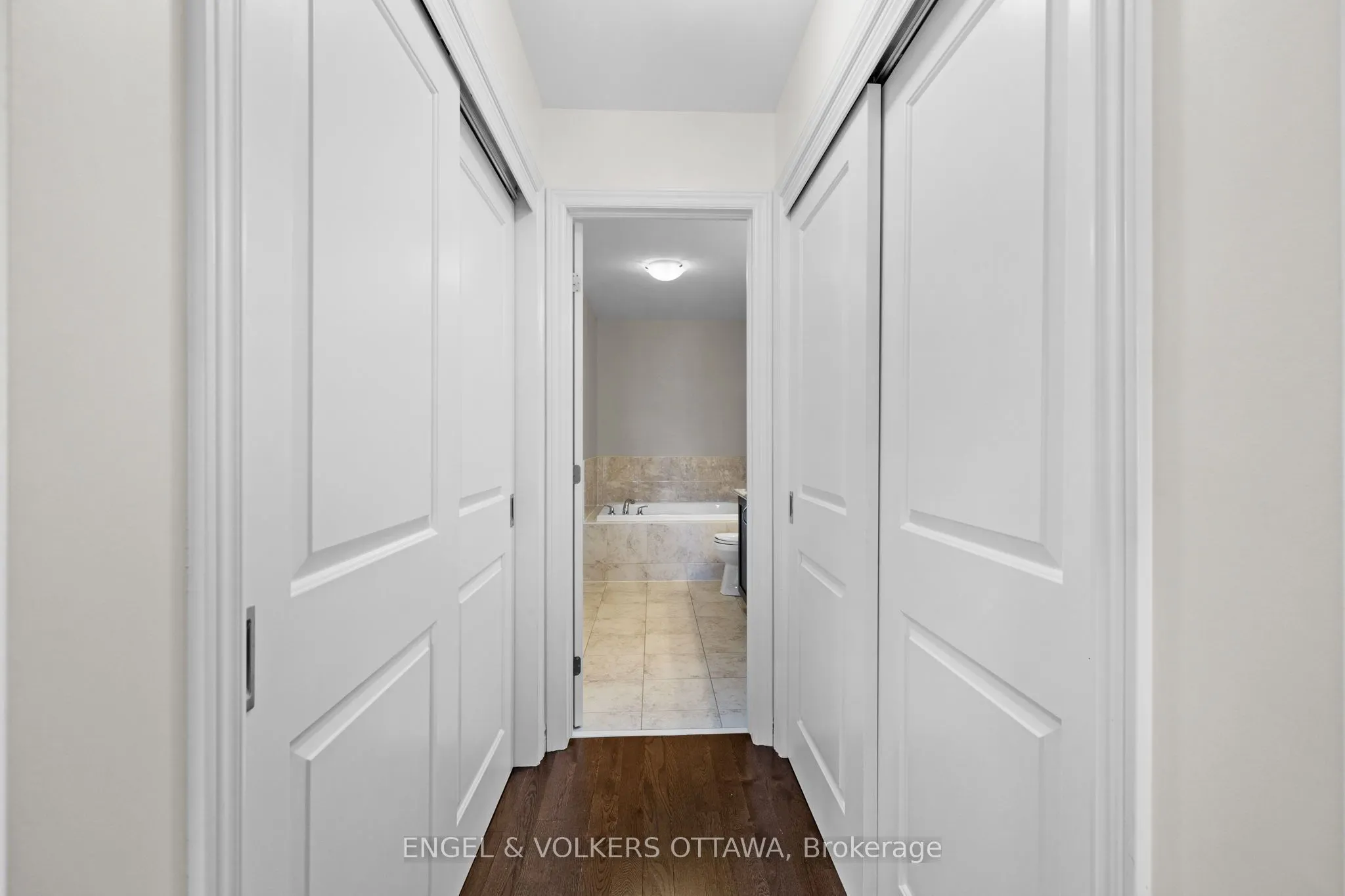 280 Wood Acres Grove