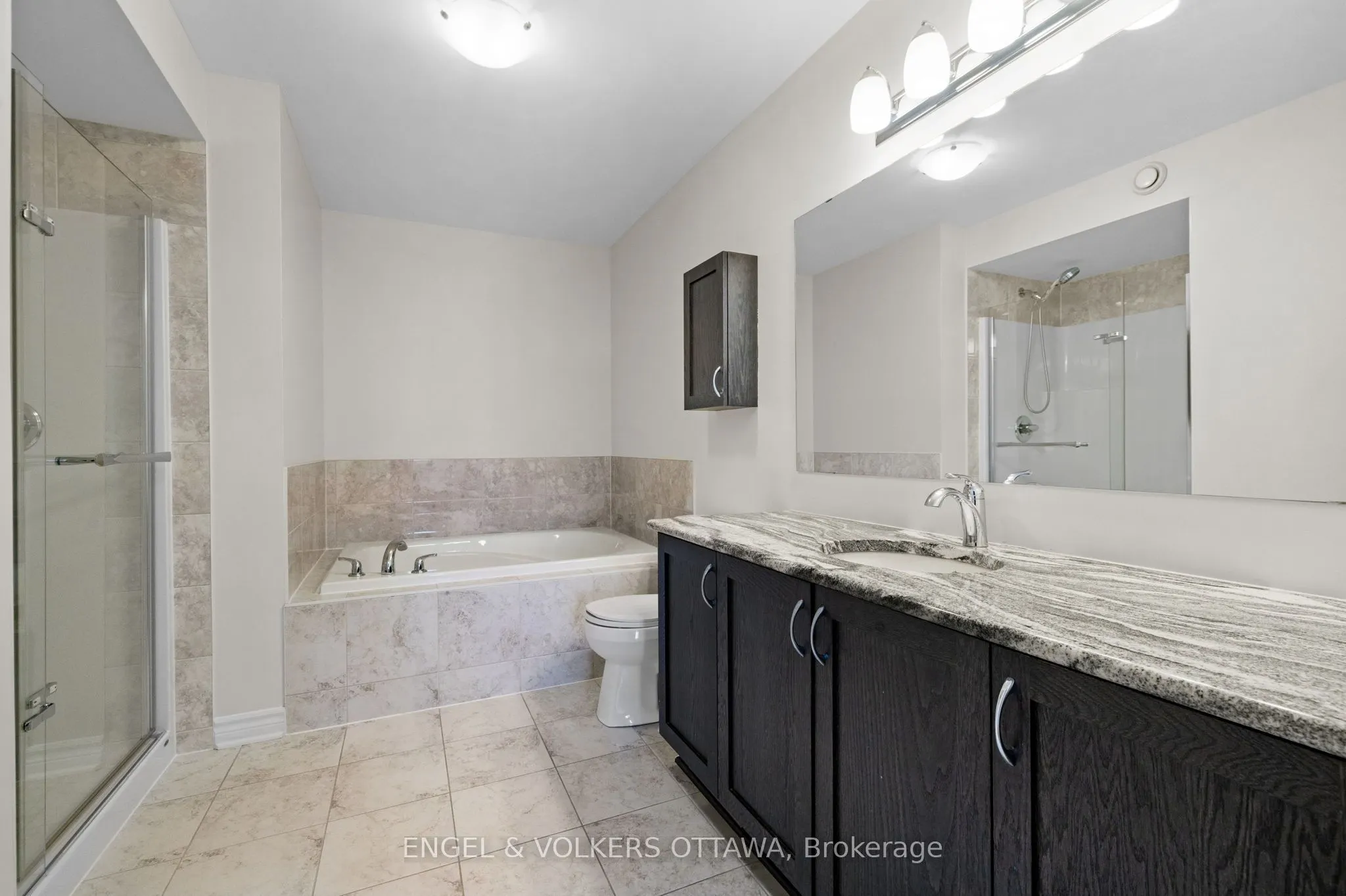 280 Wood Acres Grove