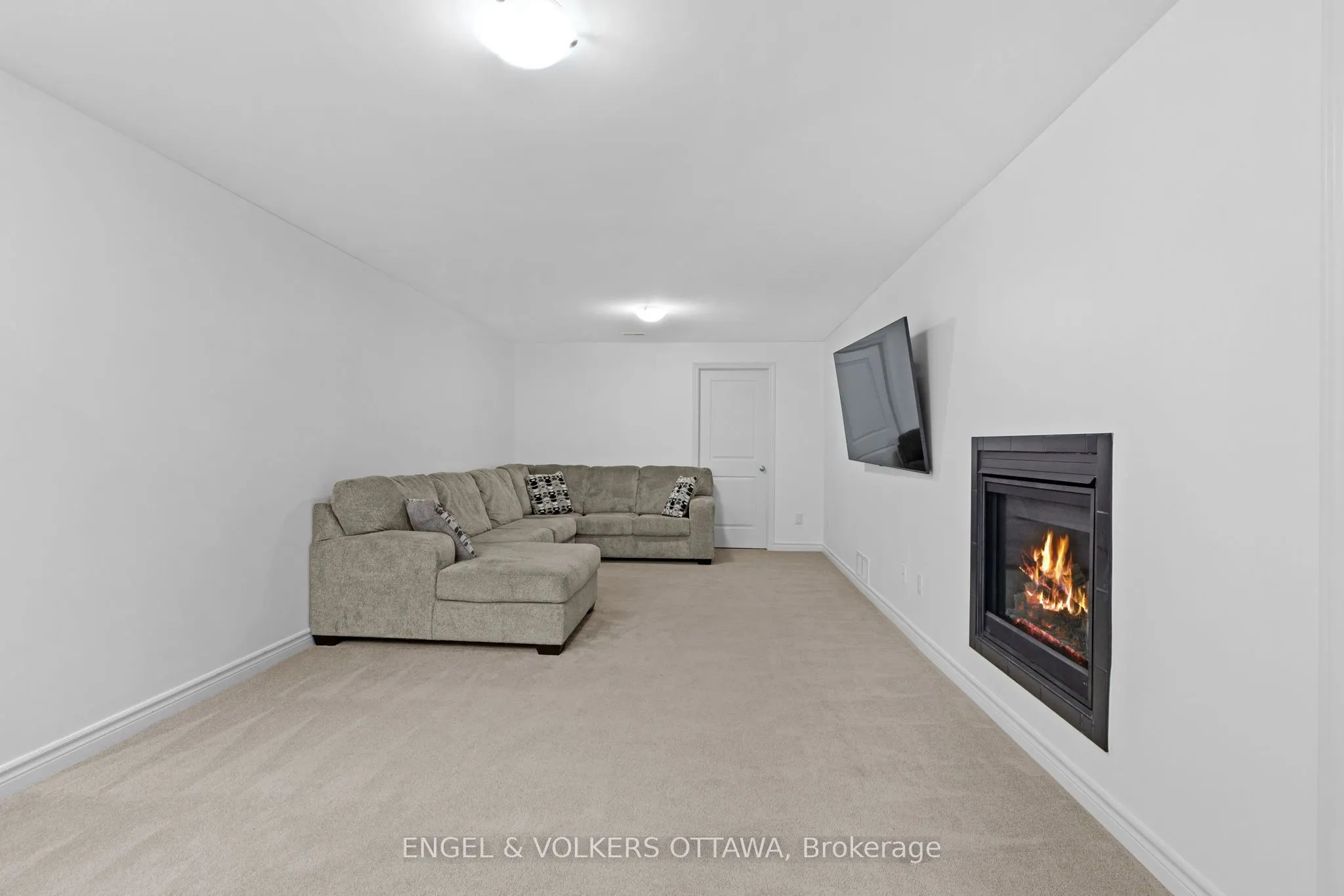 280 Wood Acres Grove