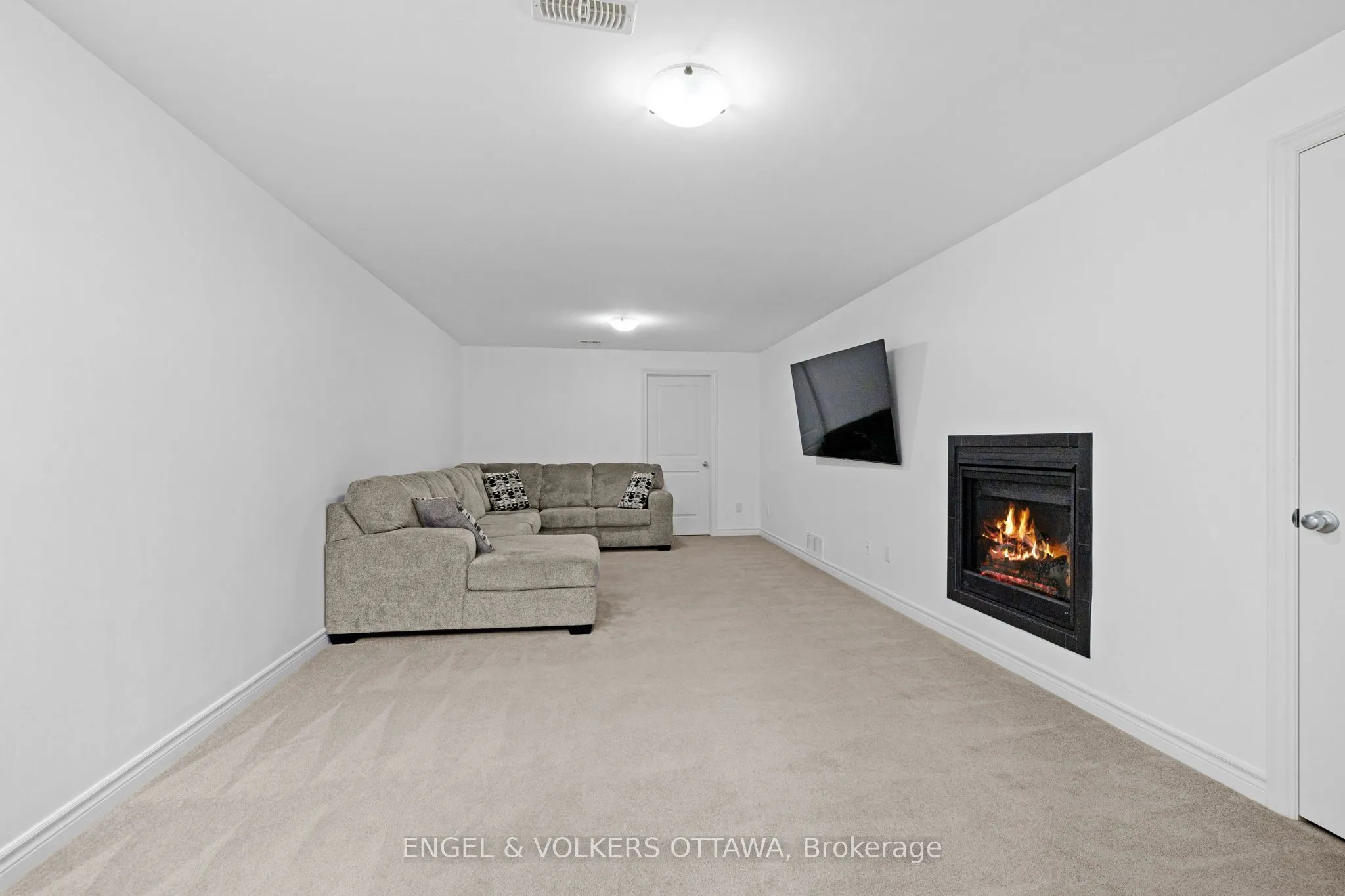 280 Wood Acres Grove
