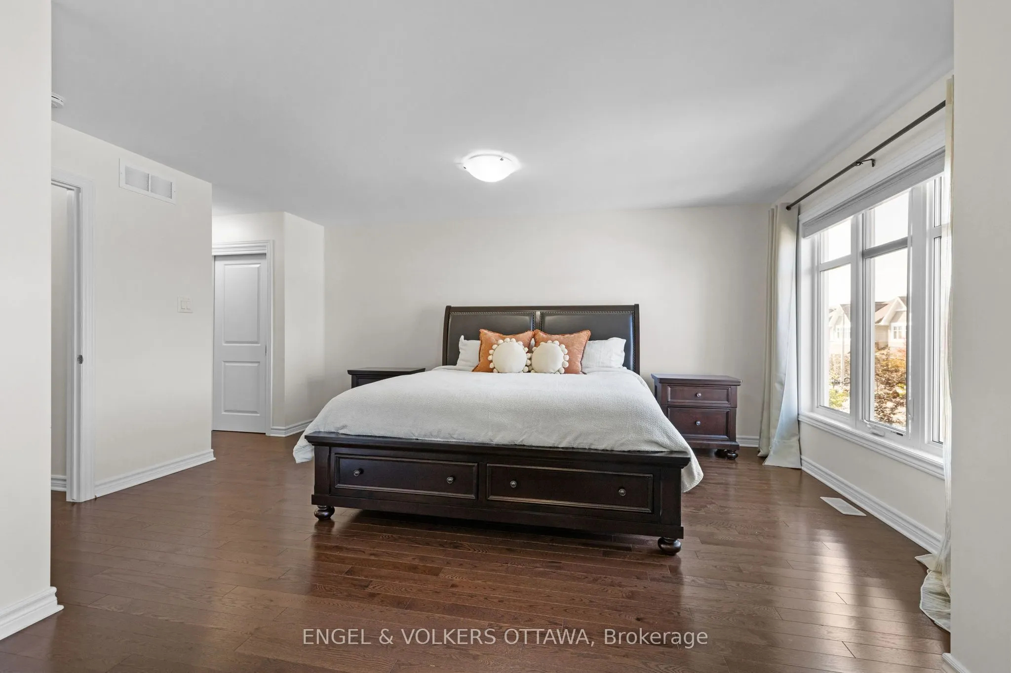280 Wood Acres Grove