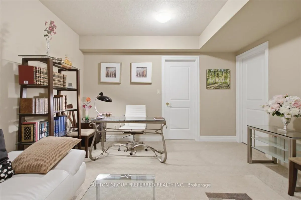 725 Eagletrace Drive #63